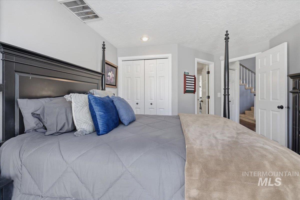 9881 W Alliance Drive Property Photo 10