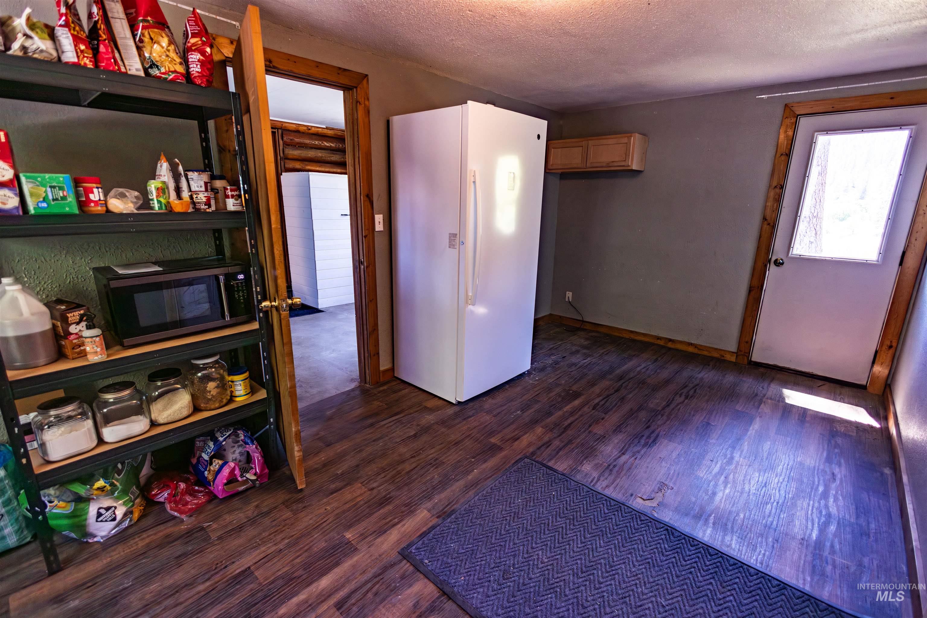 156 Rockview Dr Property Photo 30