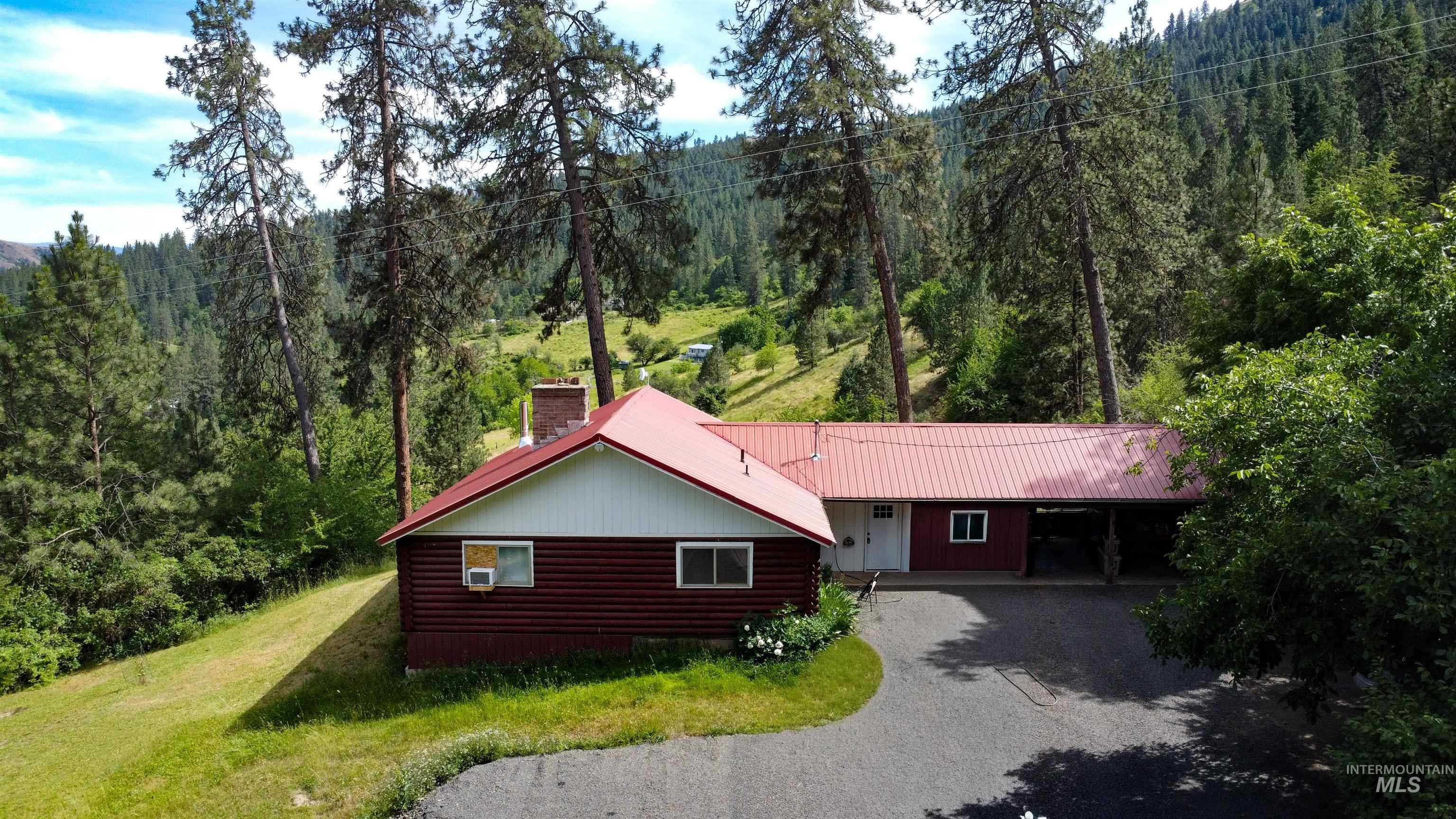 156 Rockview Dr Property Photo 39