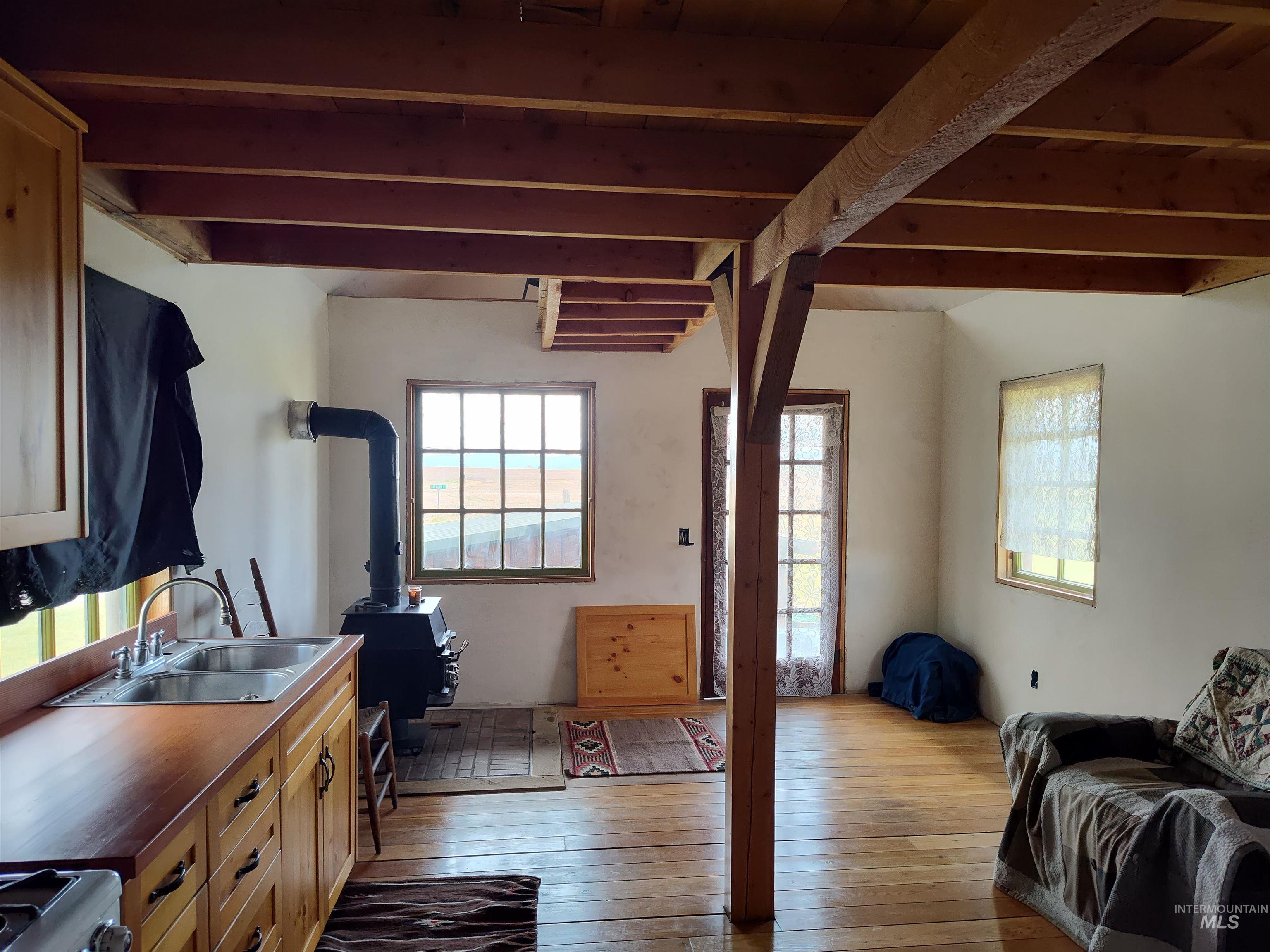 118 Elliott Avenue Property Photo 4