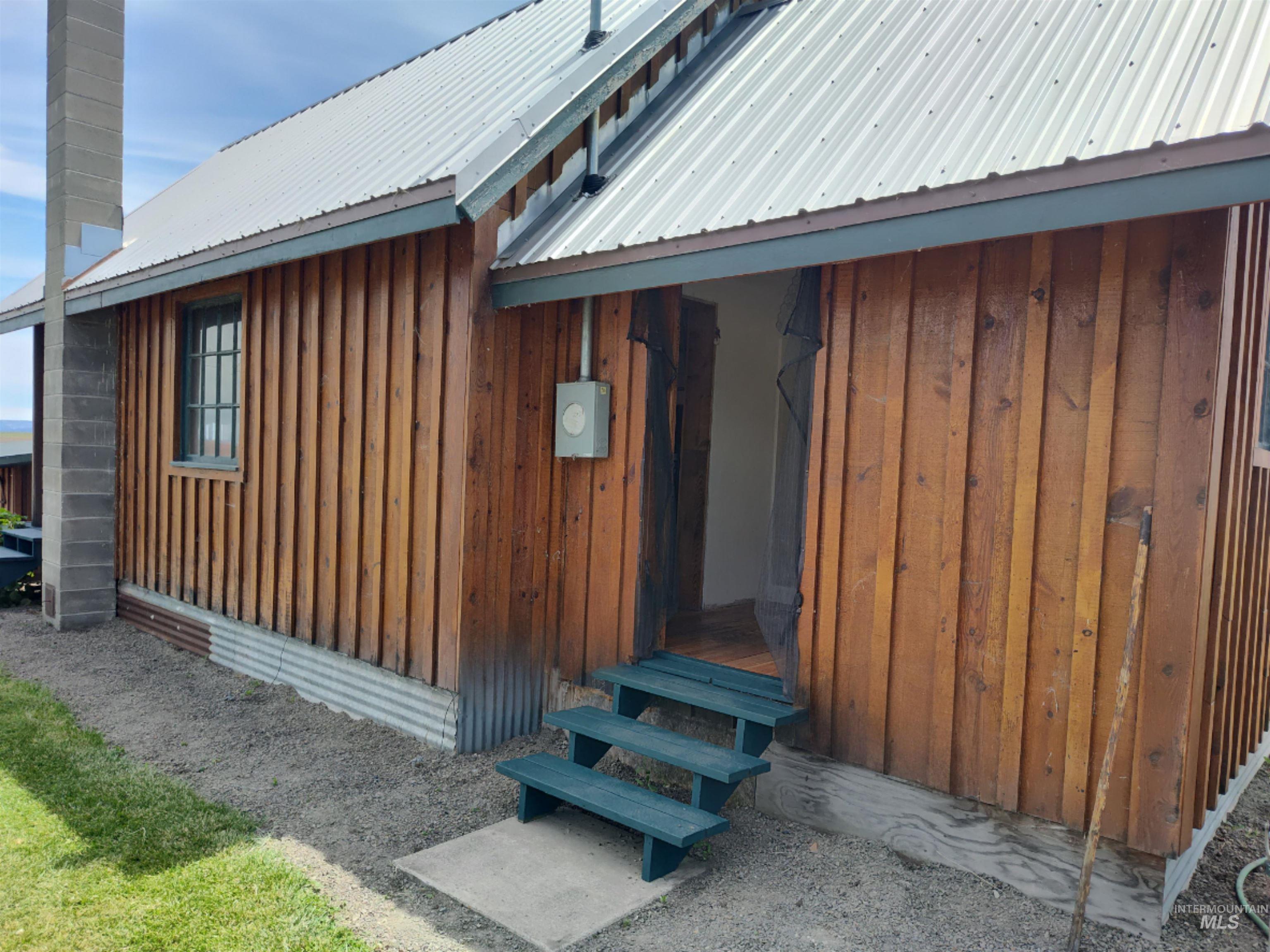118 Elliott Avenue Property Photo 10
