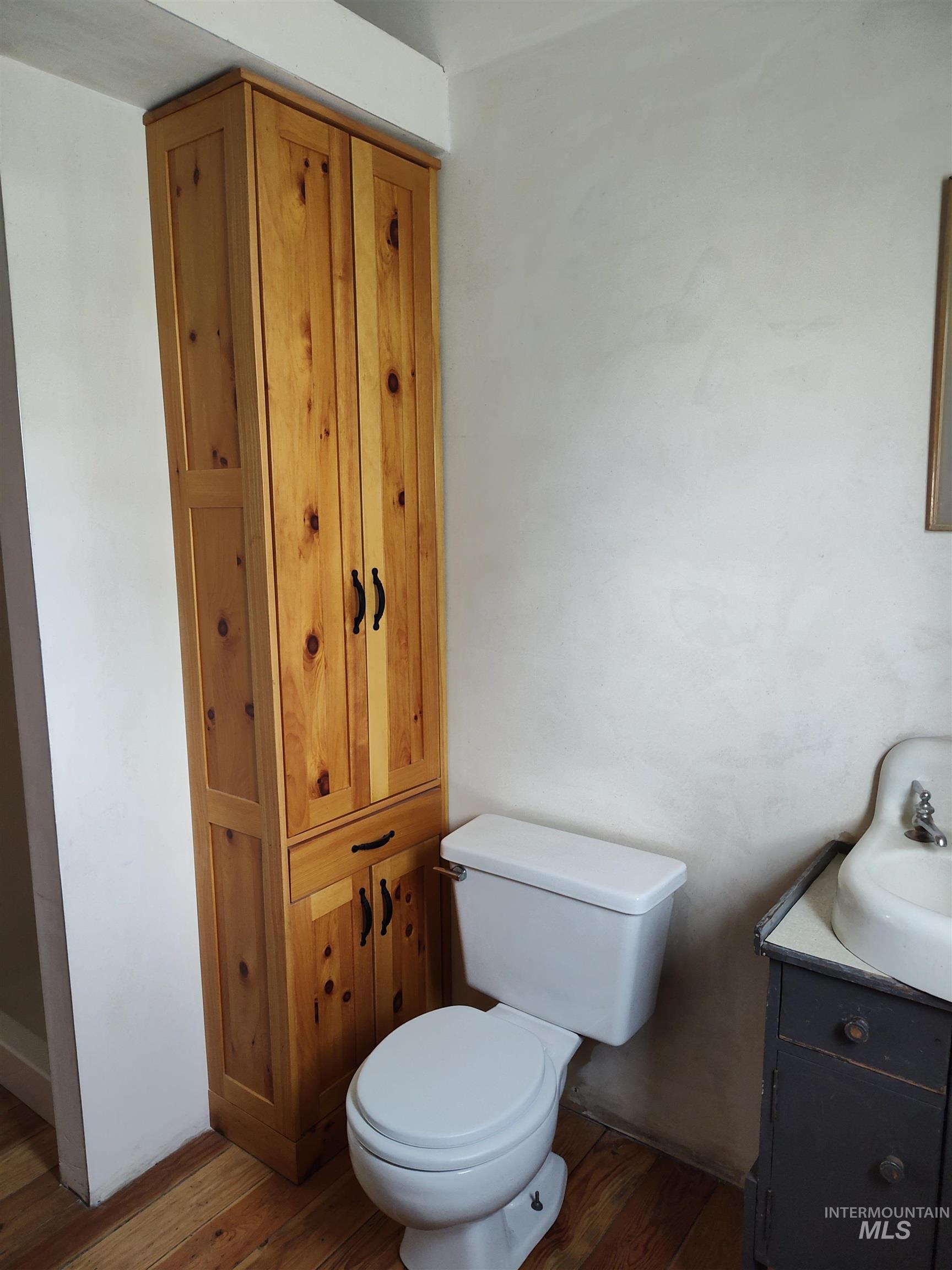 118 Elliott Avenue Property Photo 13
