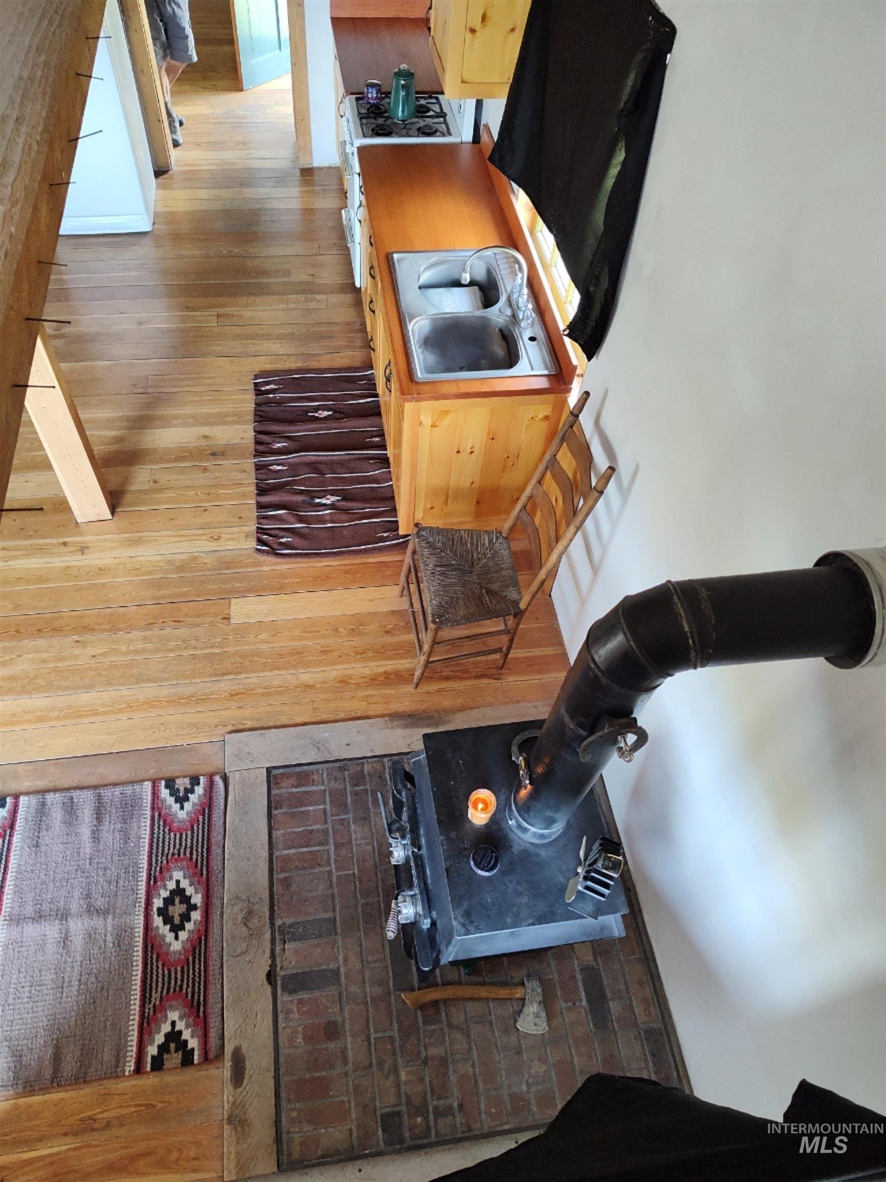 118 Elliott Avenue Property Photo 16