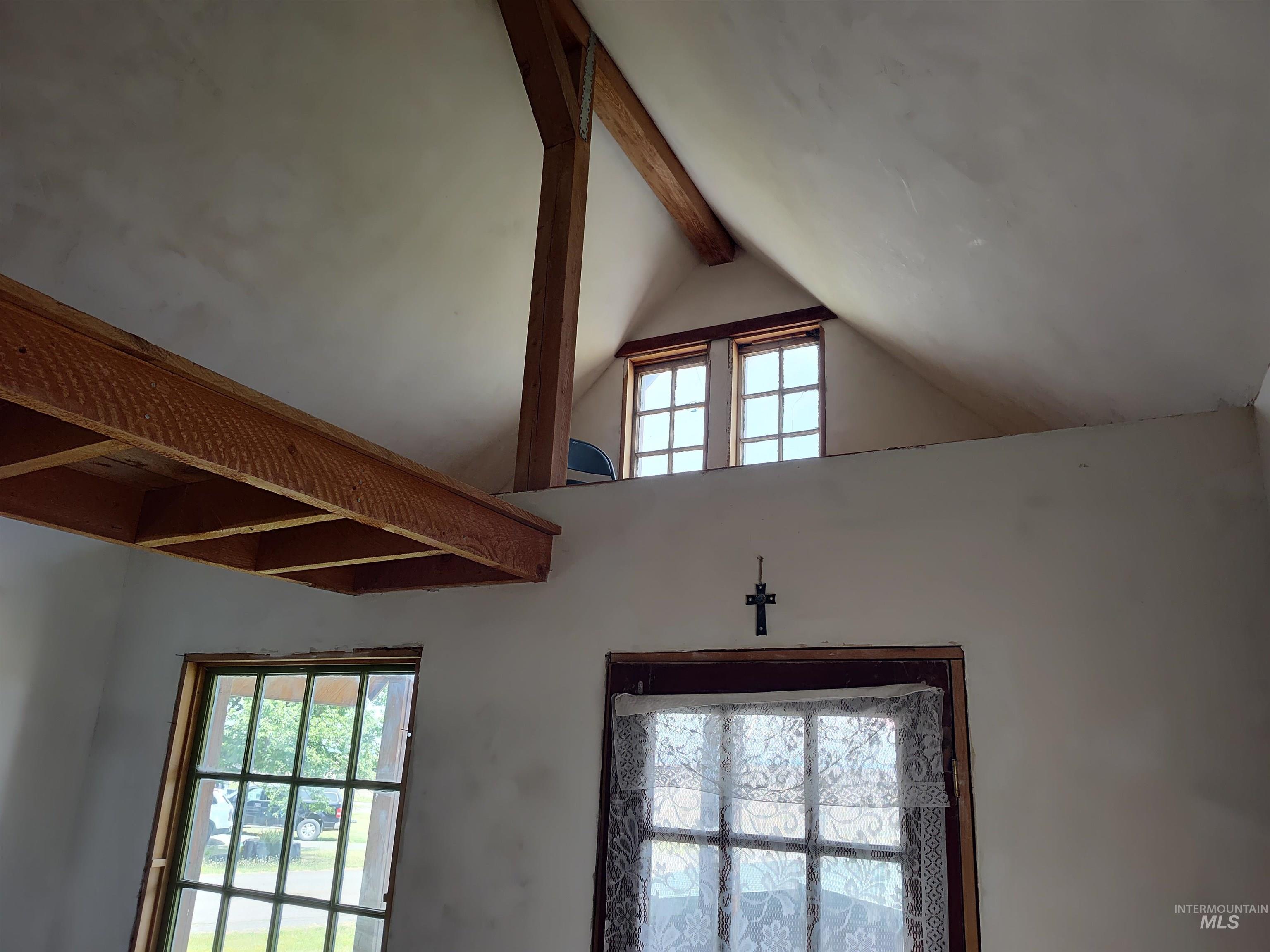 118 Elliott Avenue Property Photo 17