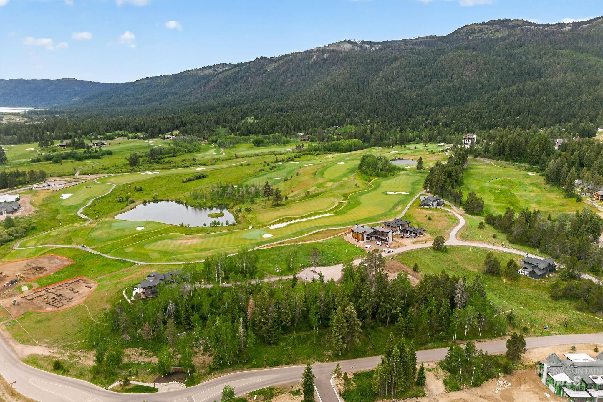 30 Aspen Glade Court Property Photo 7