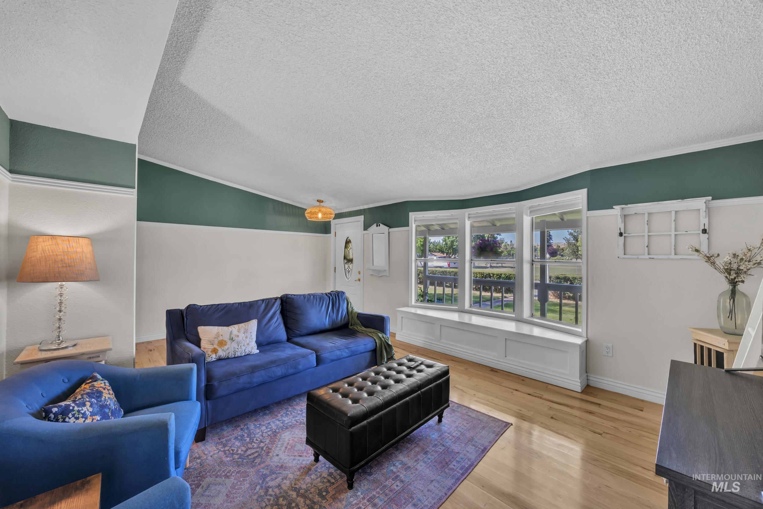 5711 W Elmer St. Property Photo 5