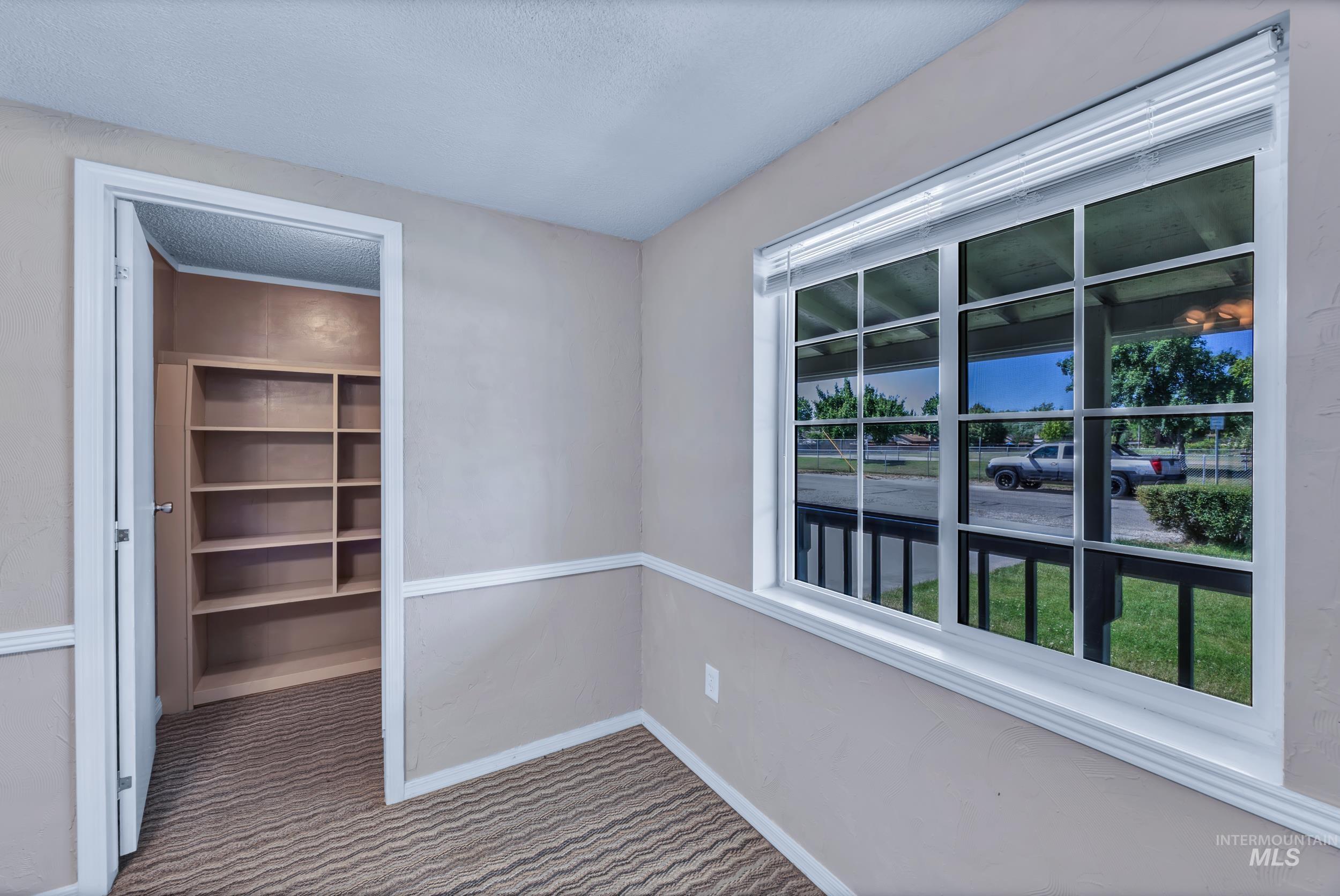 5711 W Elmer St. Property Photo 13
