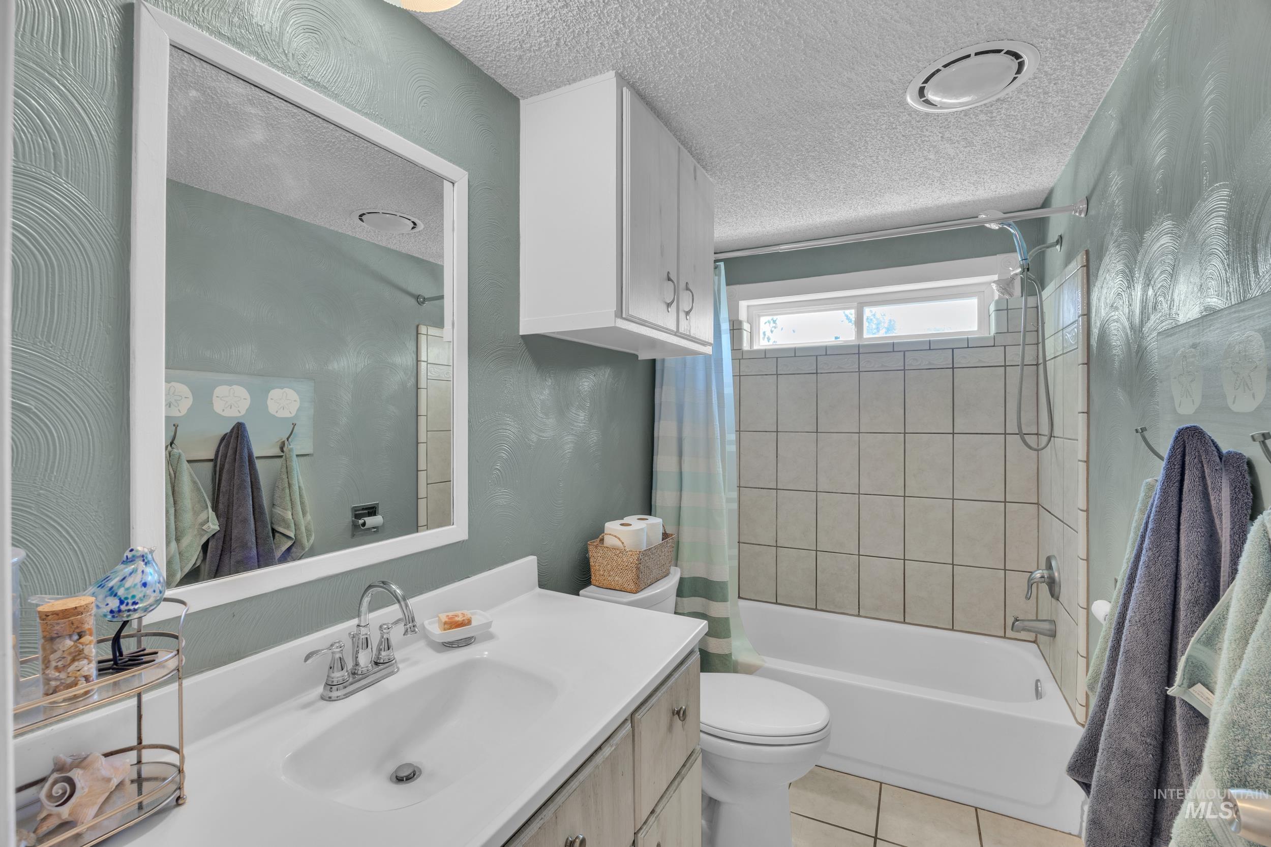 5711 W Elmer St. Property Photo 16