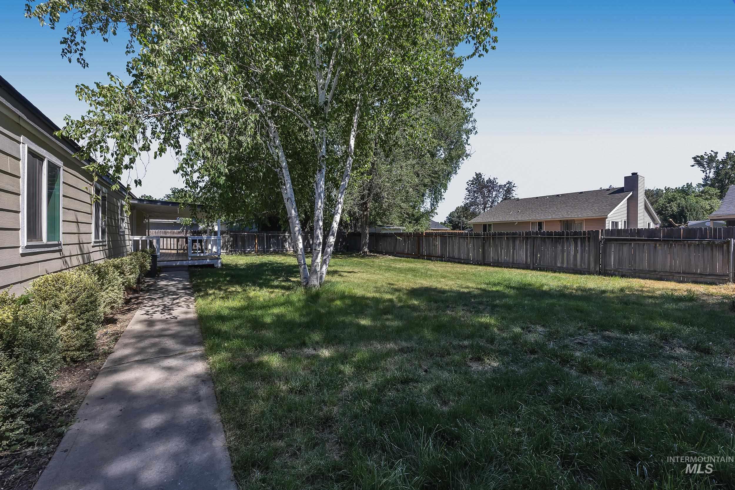 5711 W Elmer St. Property Photo 25