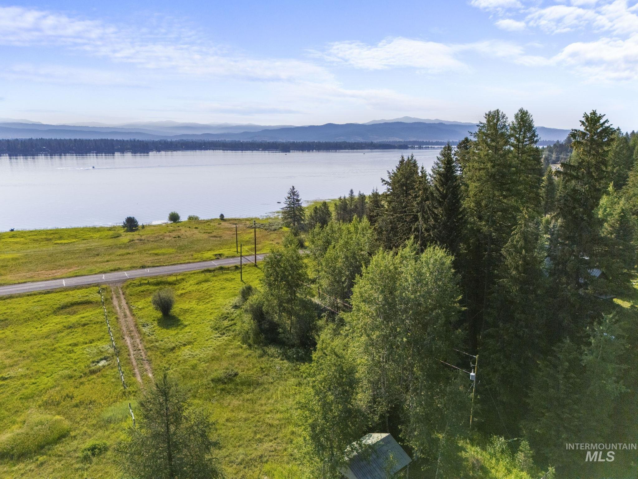 2267 West Mountain Road Property Photo 6