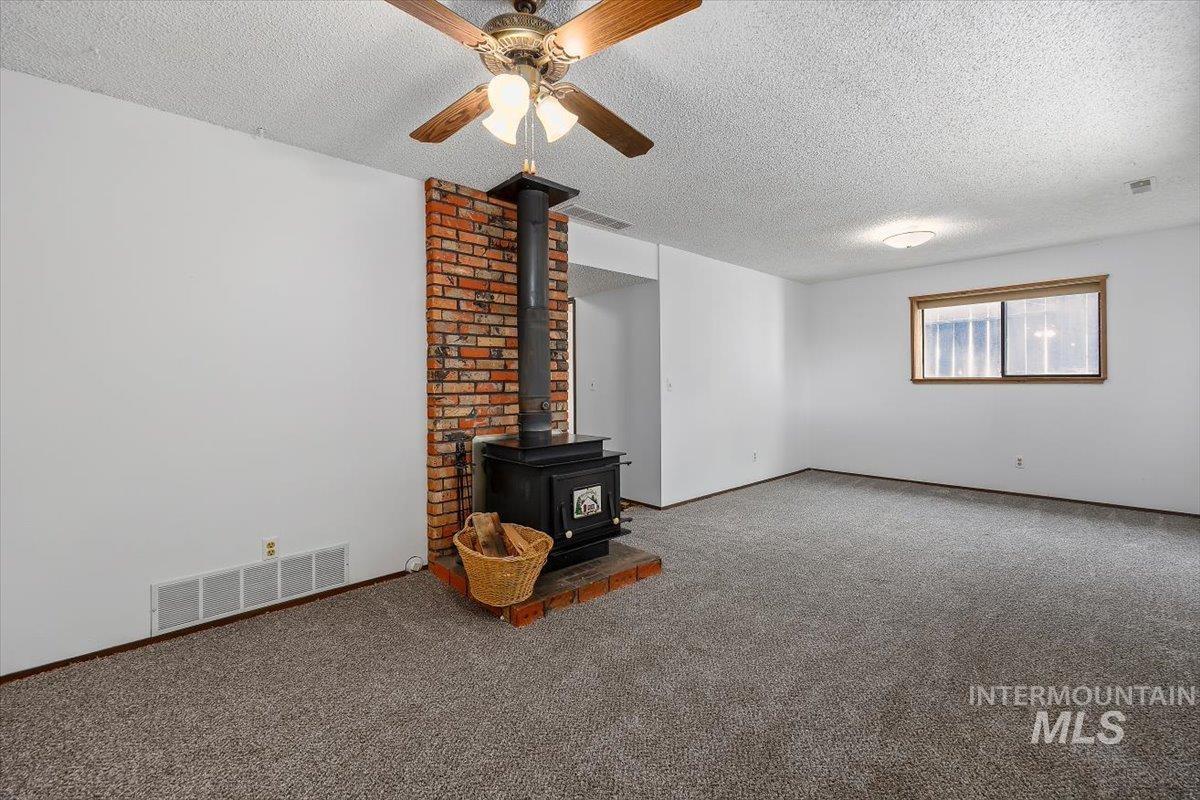786 Meadows Drive Property Photo 17