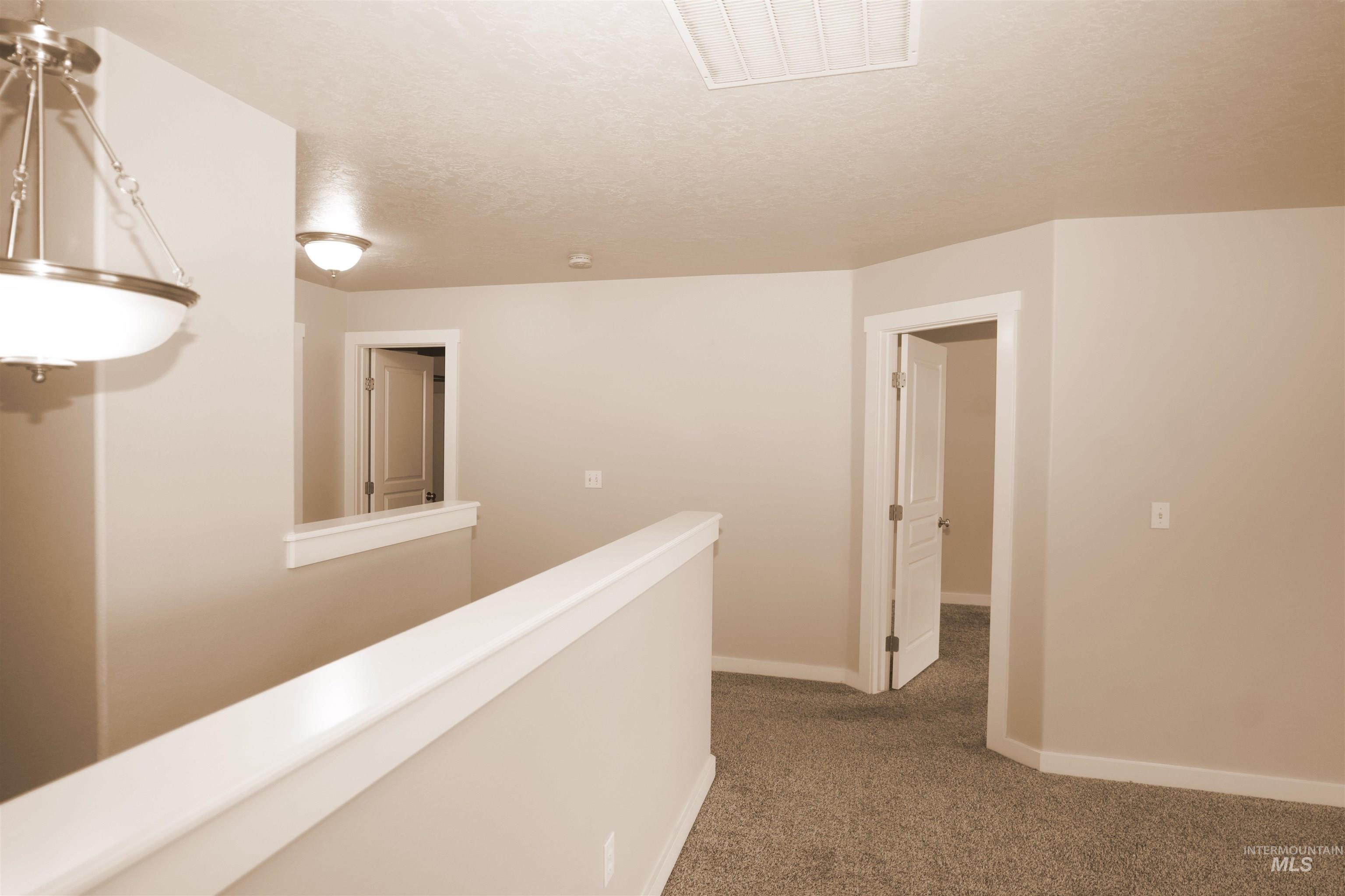 883 N Oxwich Ave Property Photo 19