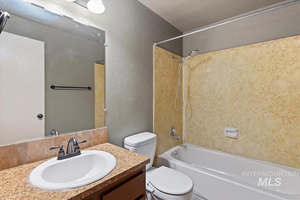 6498 W Denton St Property Photo 16