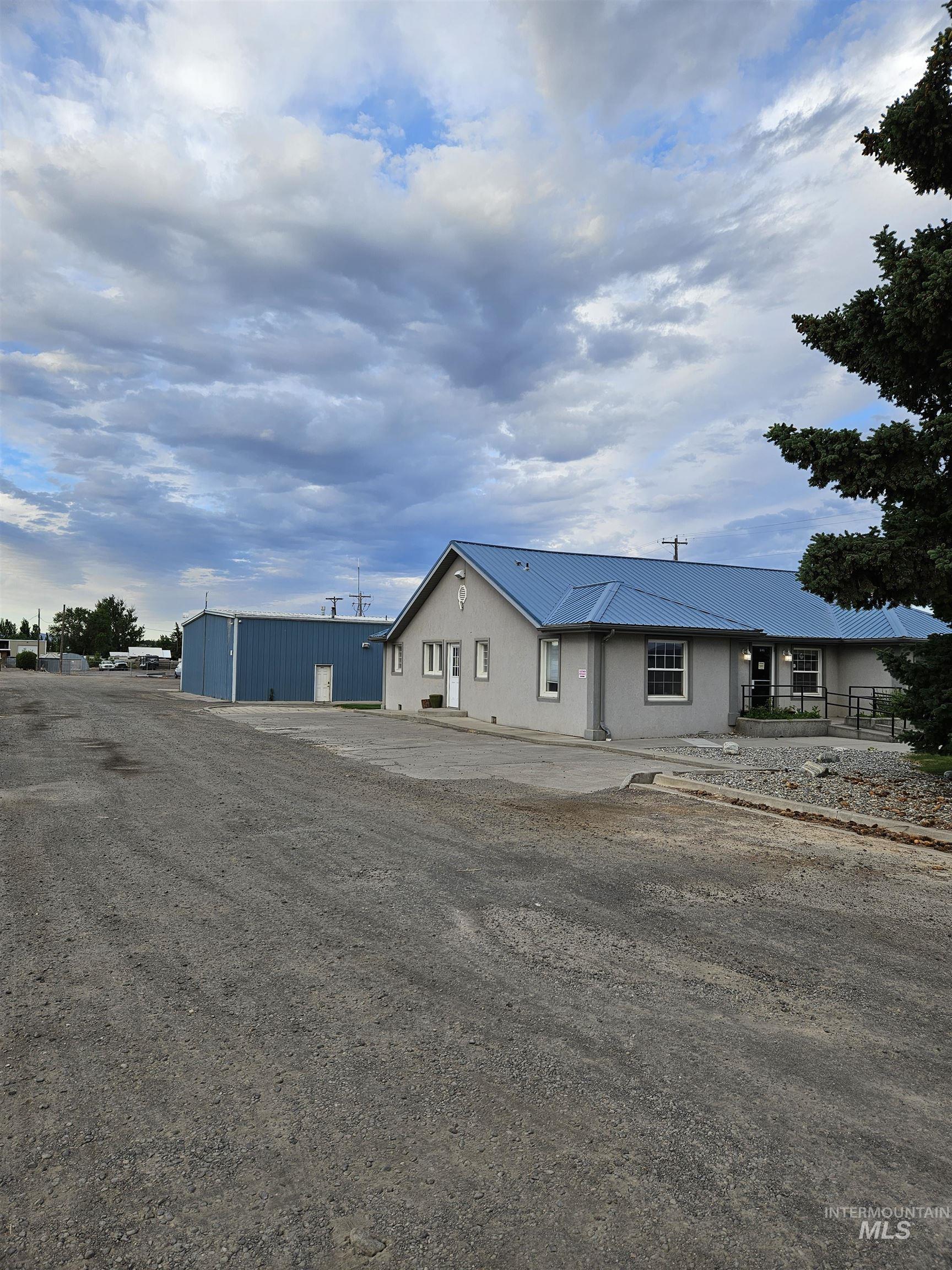 1646 Eldridge Avenue Property Photo 2