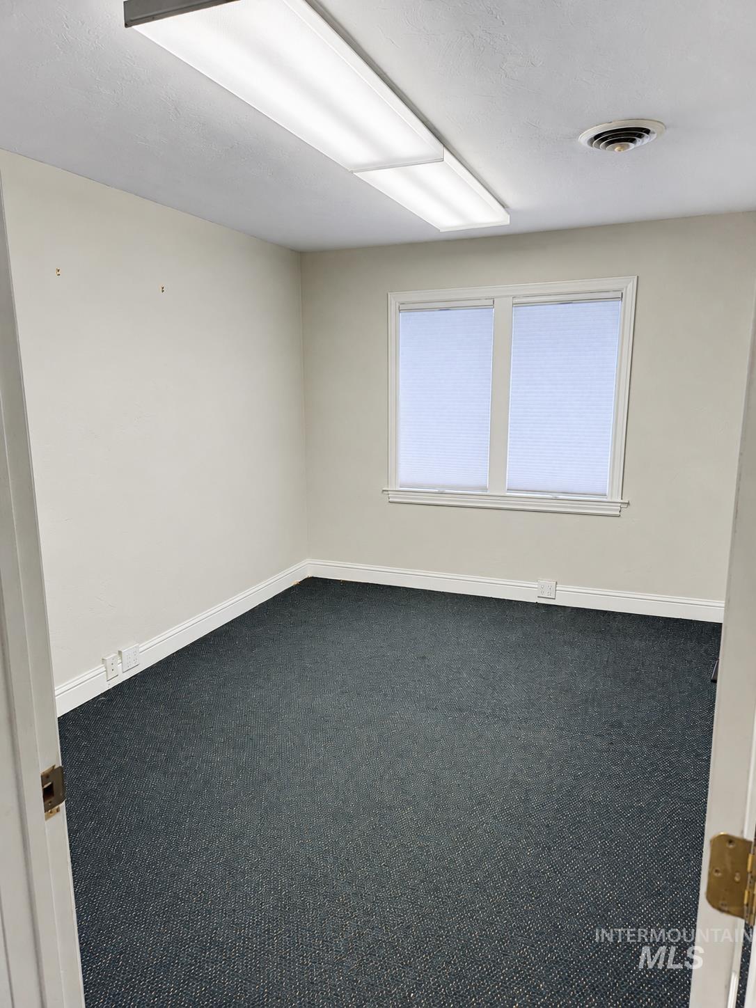 1646 Eldridge Avenue Property Photo 32