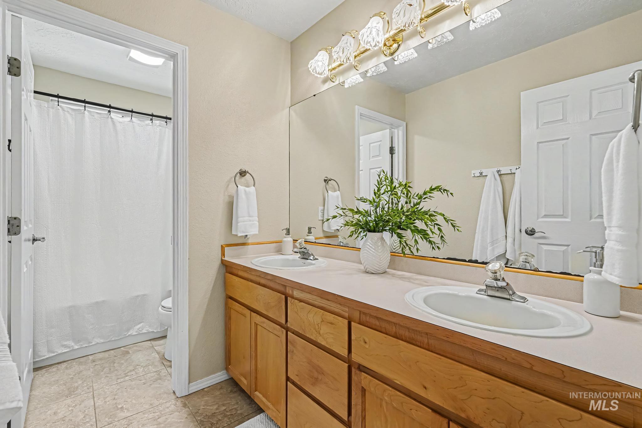 5361 N Lawsonia Pl Property Photo 20