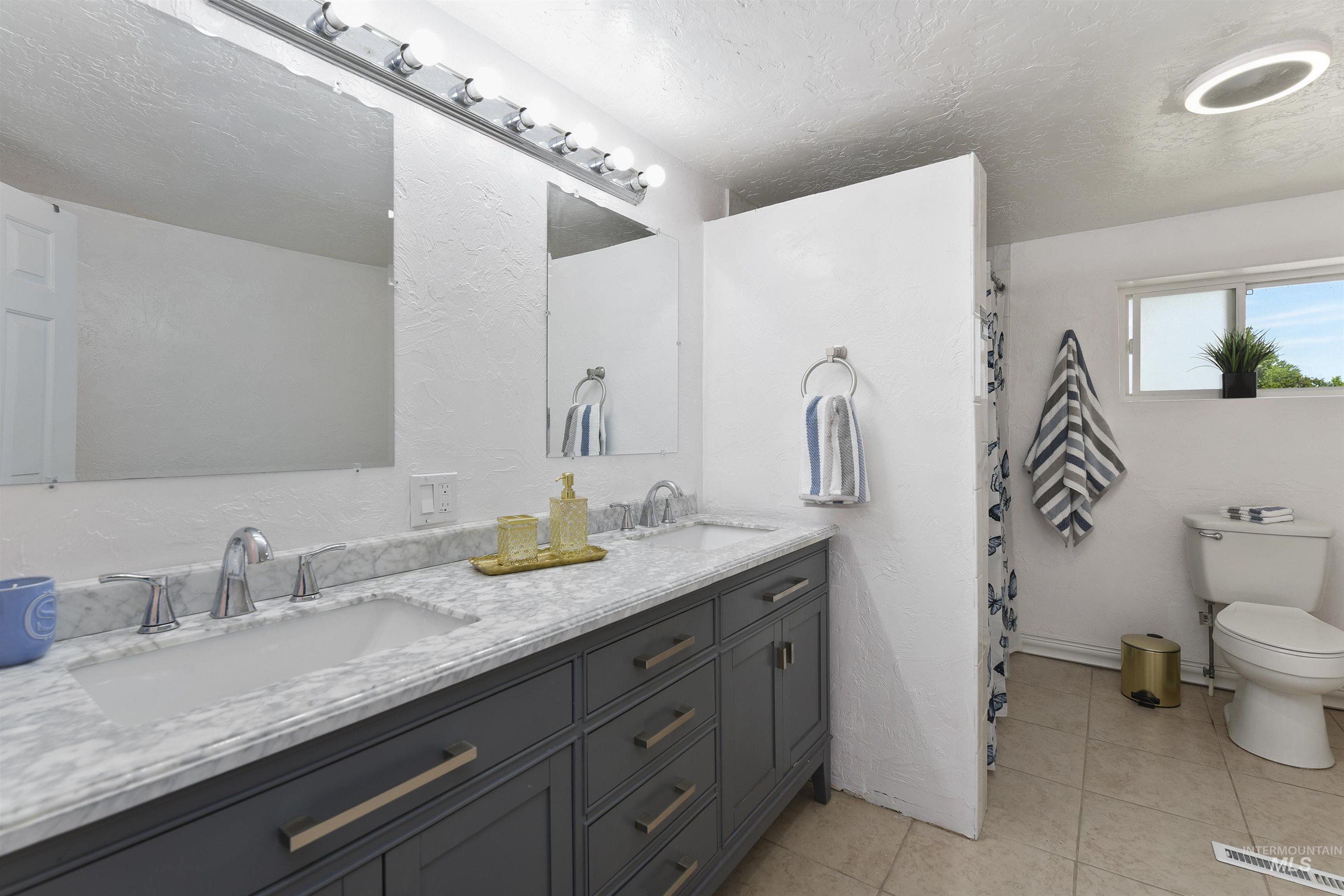 3819 S Montana Property Photo 17