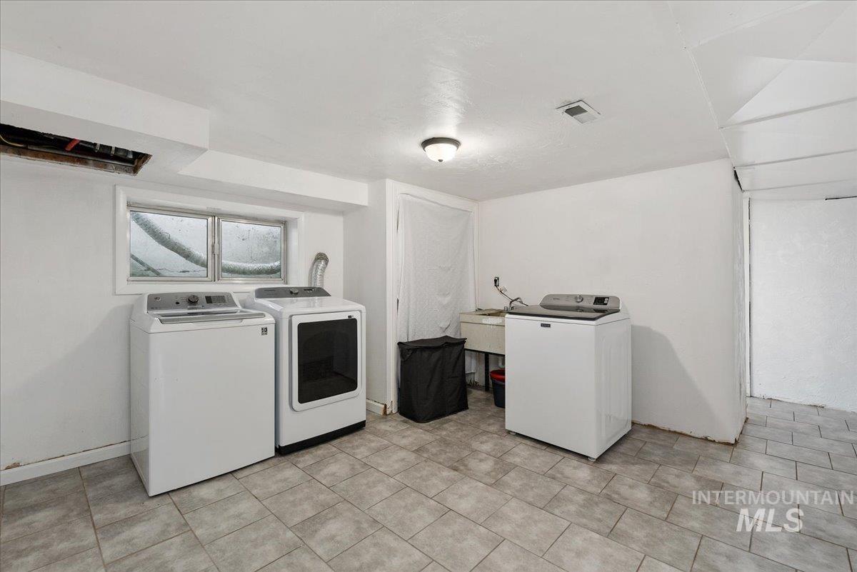 3819 S Montana Property Photo 35