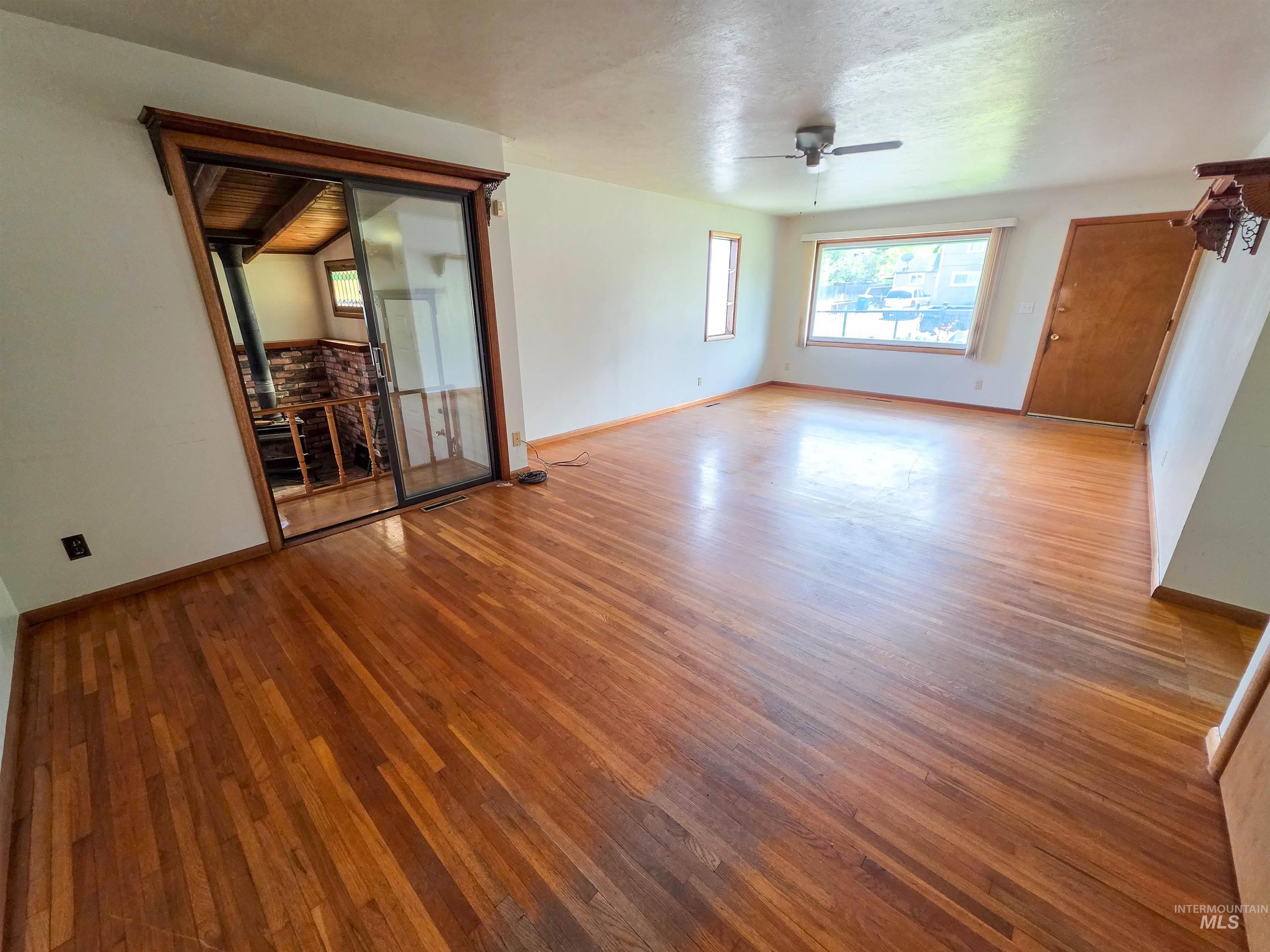 1234 Libby St. Property Photo 2