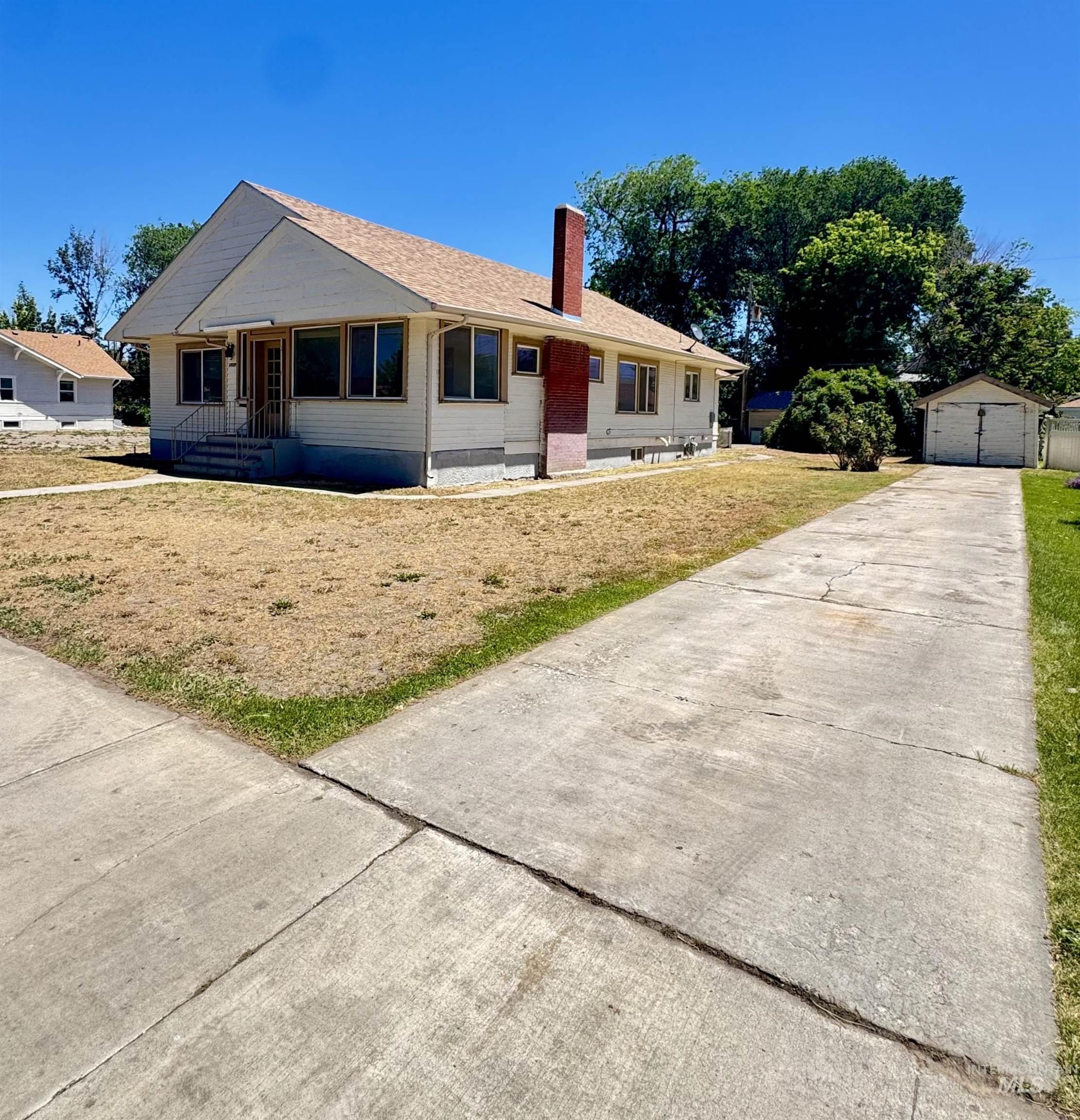 1639 Conant Ave Property Photo 3