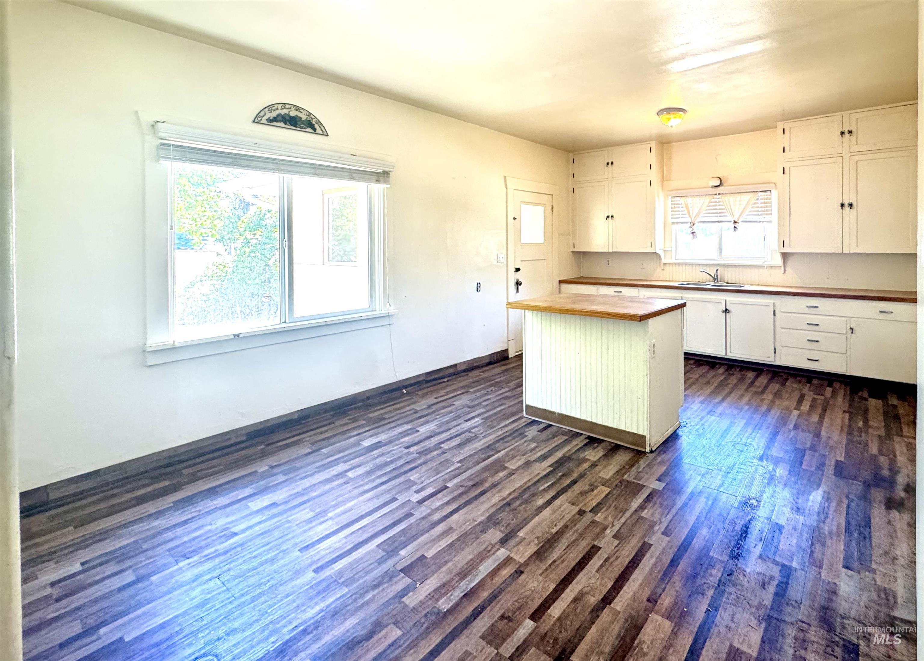 1639 Conant Ave Property Photo 11