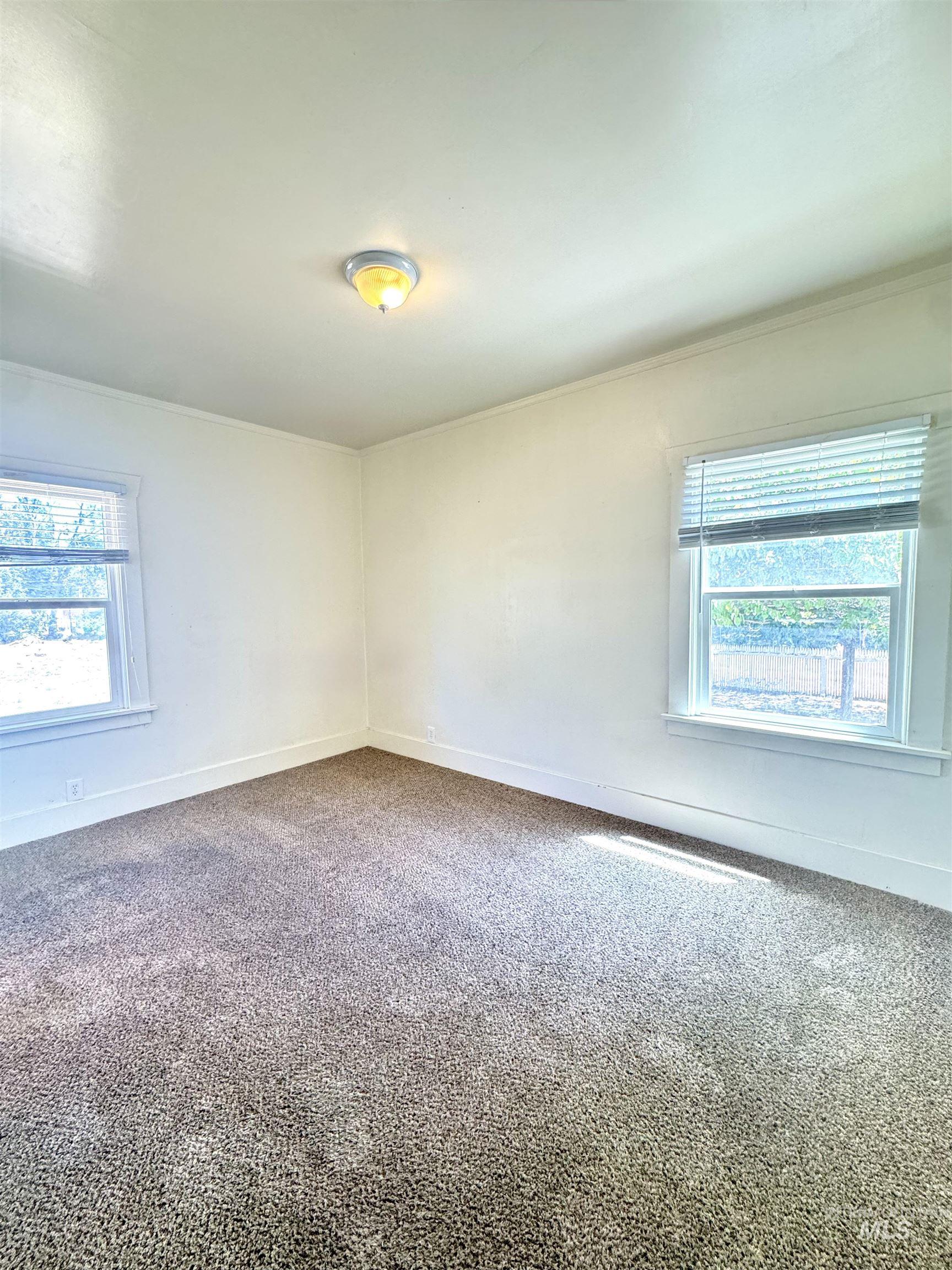 1639 Conant Ave Property Photo 15