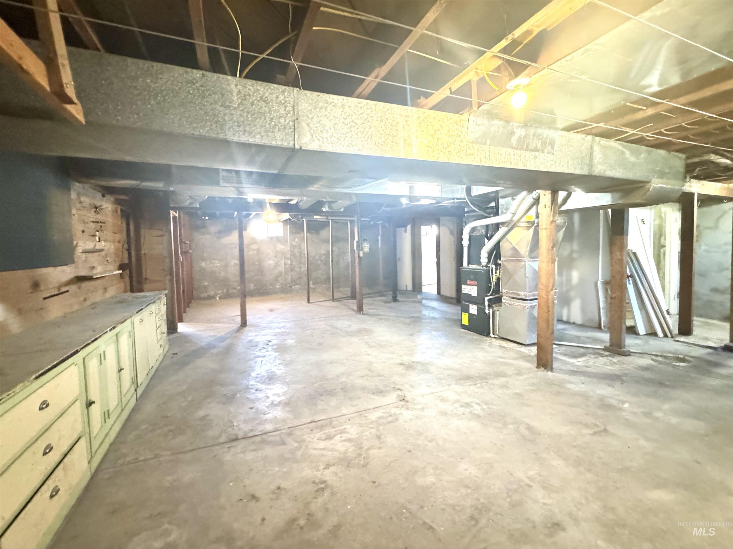 1639 Conant Ave Property Photo 17