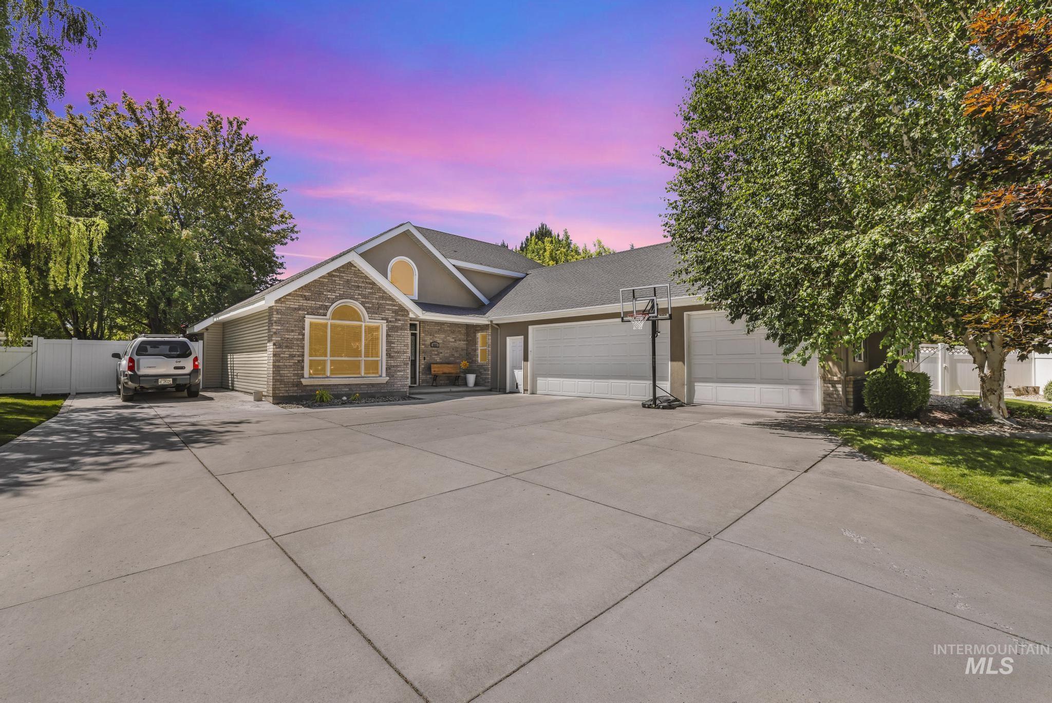 663 Cento Ct