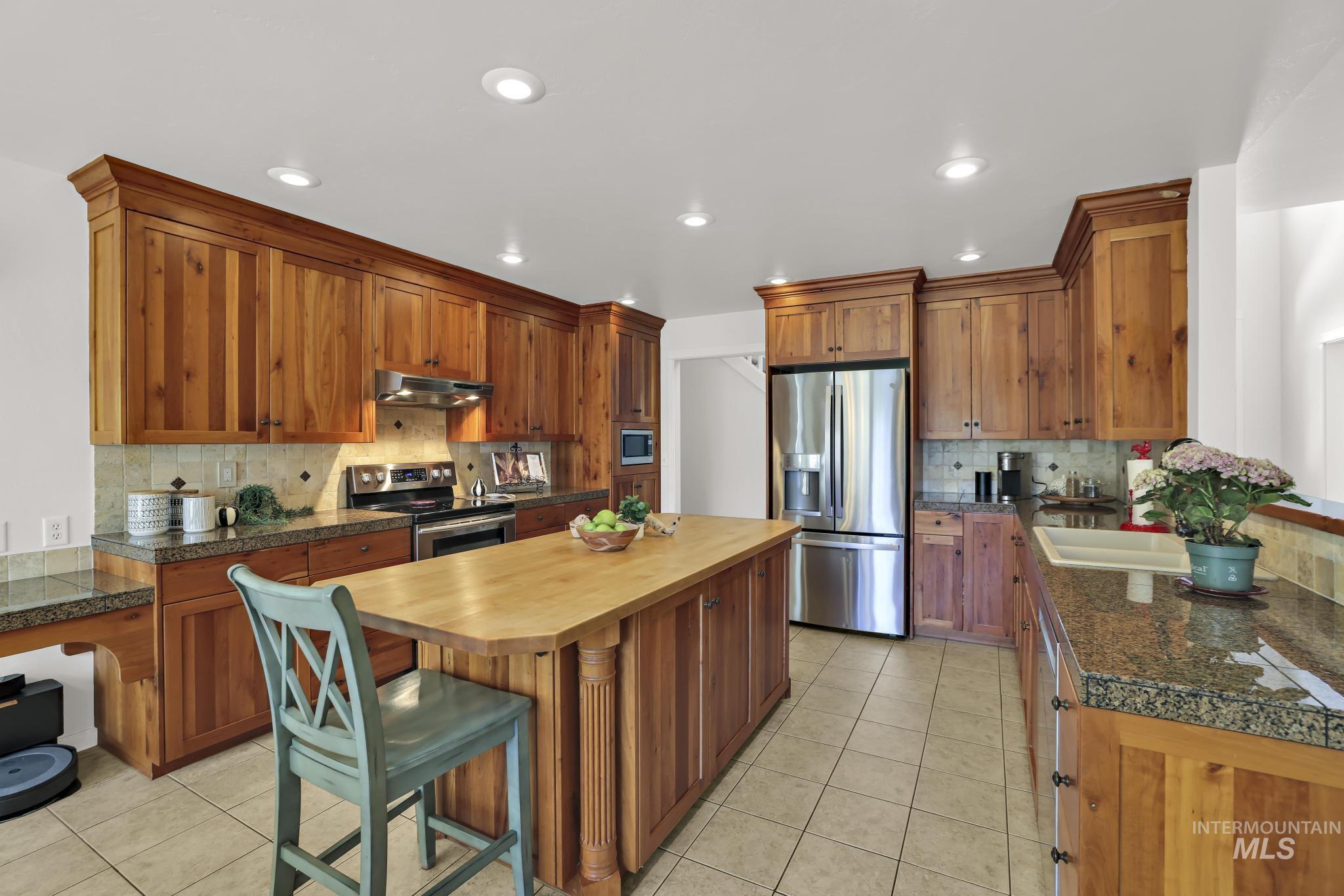 663 Cento Ct Property Photo 15