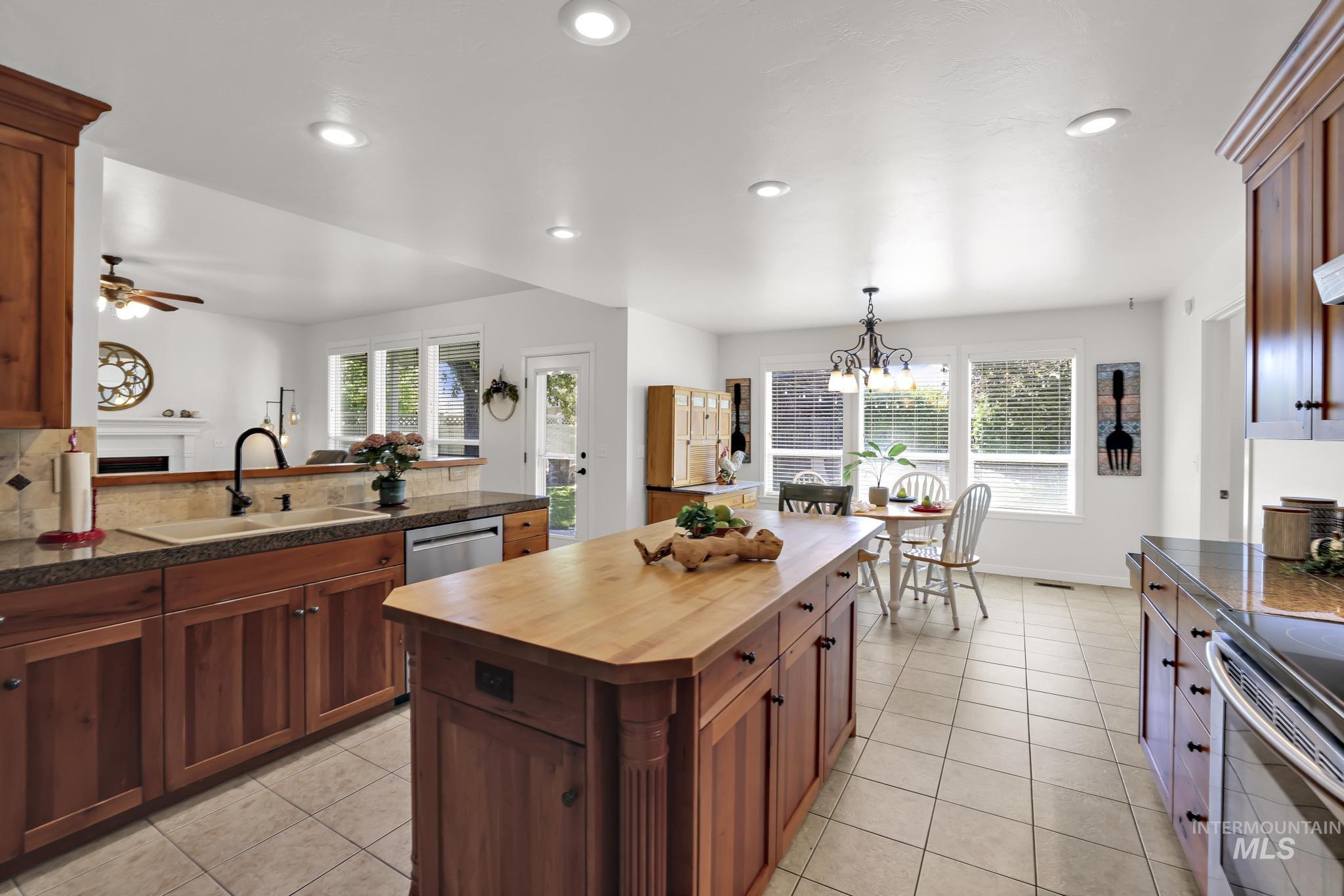 663 Cento Ct Property Photo 19
