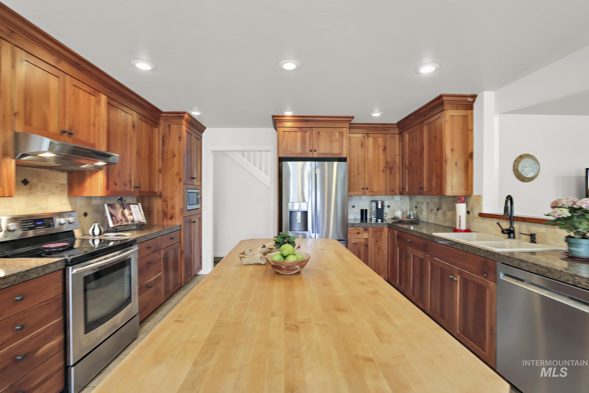 663 Cento Ct Property Photo 22