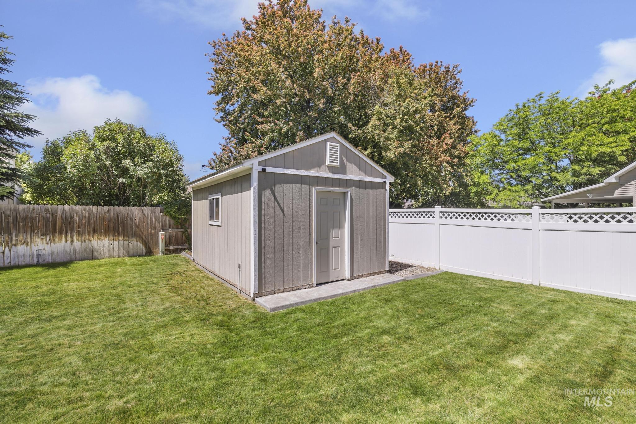 663 Cento Ct Property Photo 43