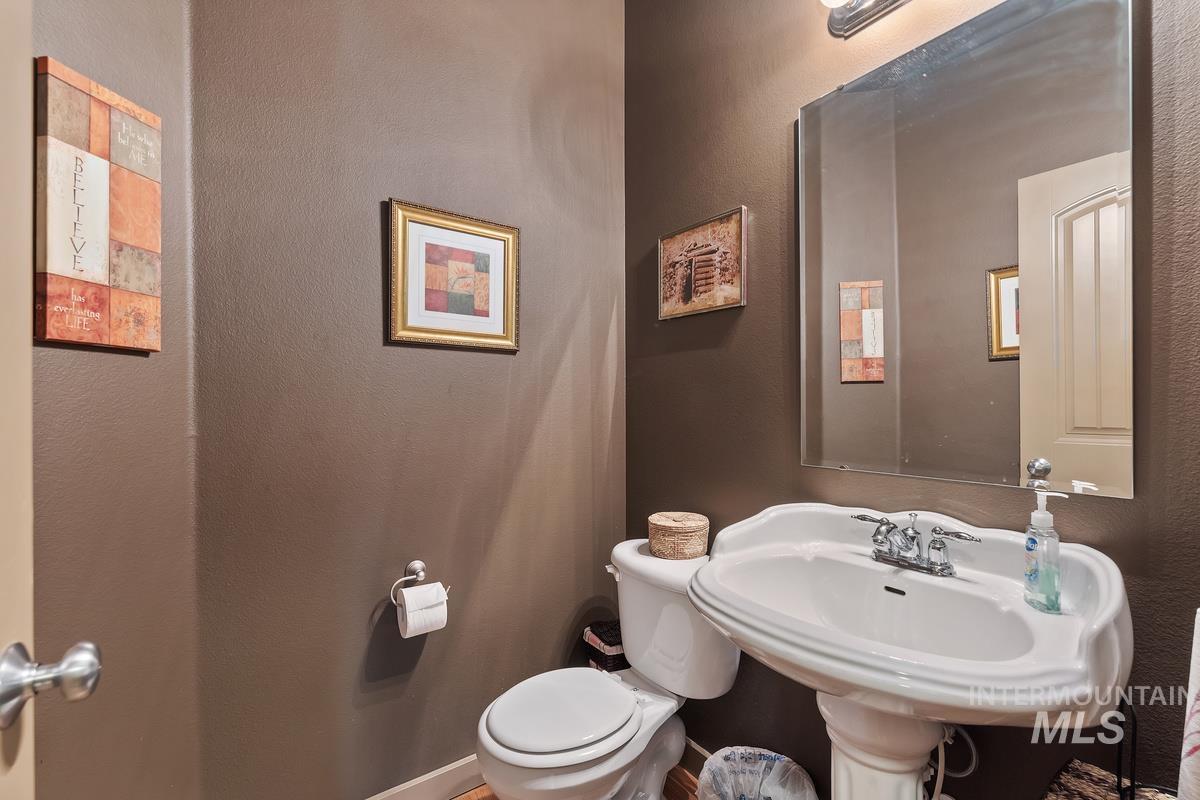 2946 N Christian Way Property Photo 32
