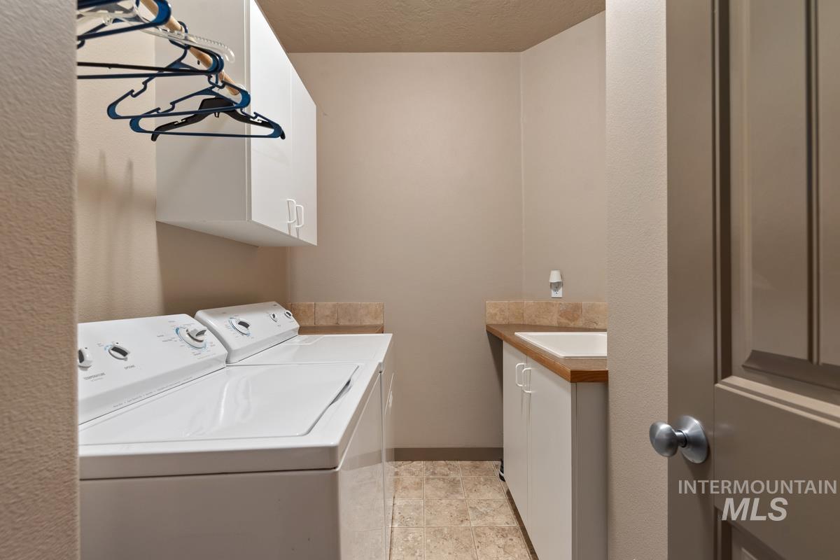 2946 N Christian Way Property Photo 33
