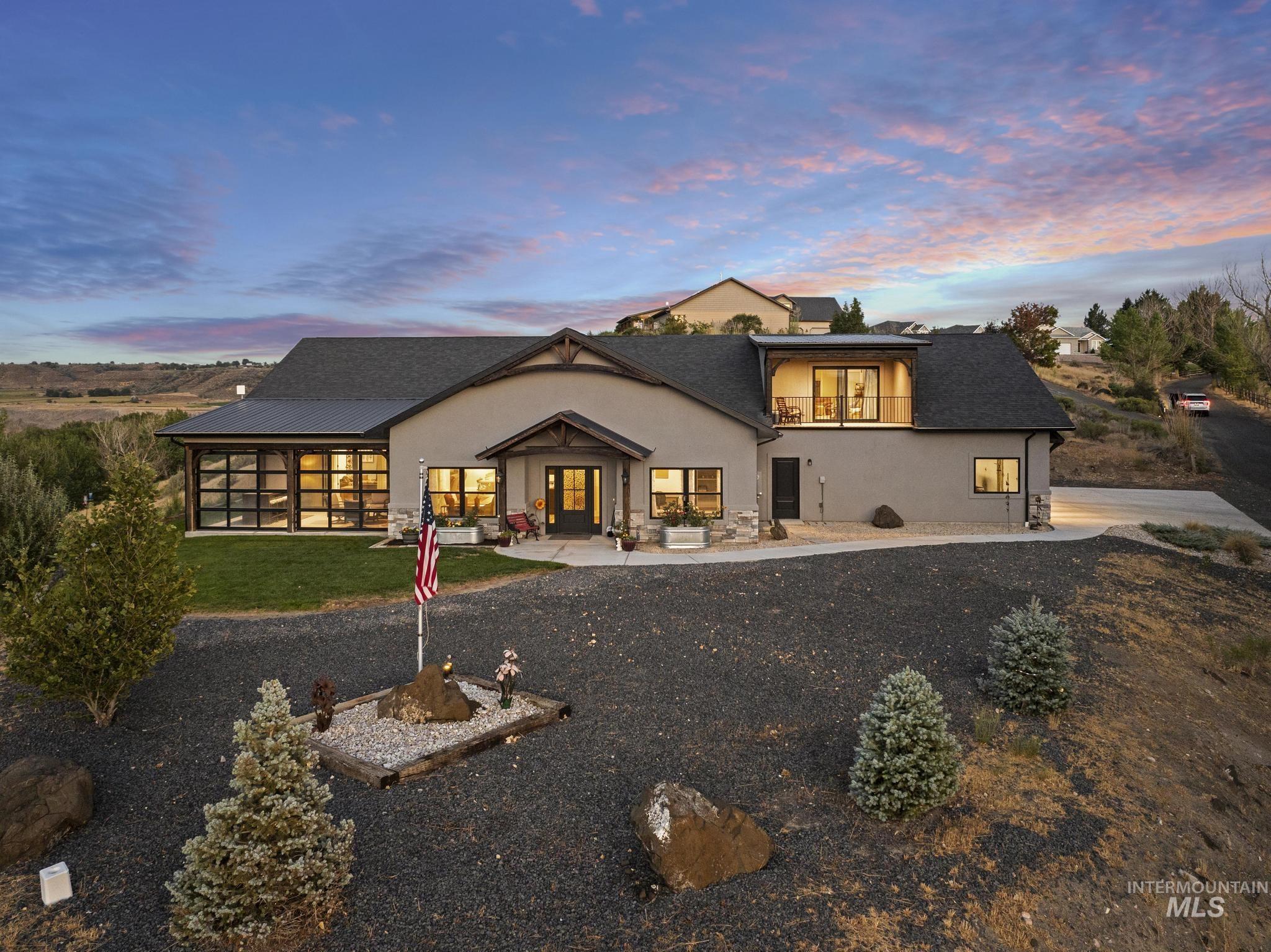 4522 Snake River Mesa Rd Property Photo 1