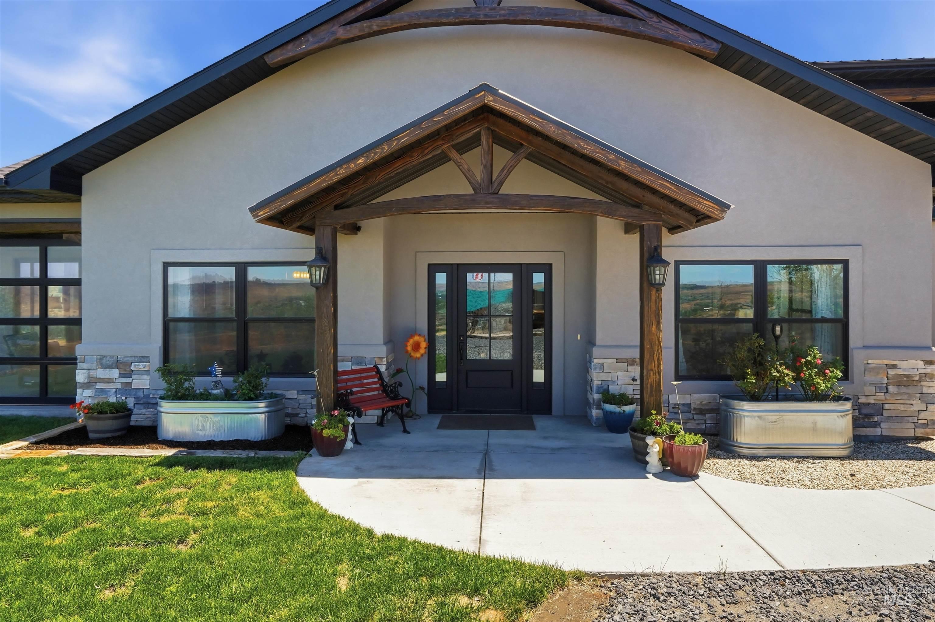 4522 Snake River Mesa Rd Property Photo 4