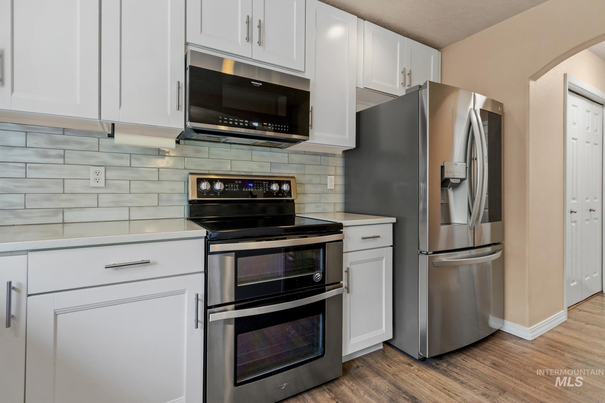 155 E Moskee St. Property Photo 10