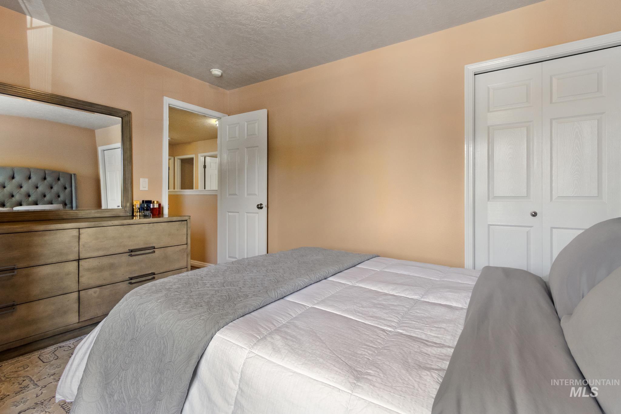 155 E Moskee St. Property Photo 21