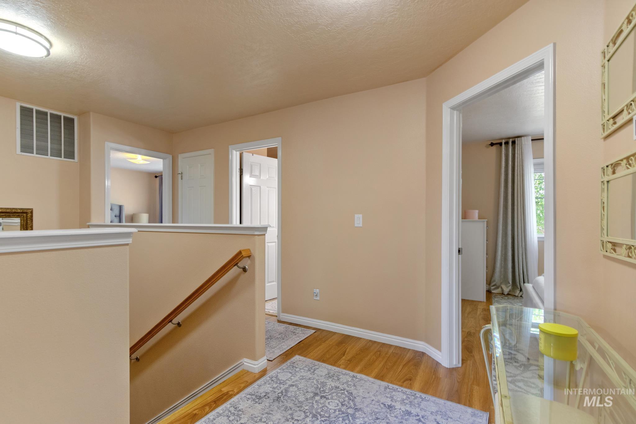155 E Moskee St. Property Photo 32