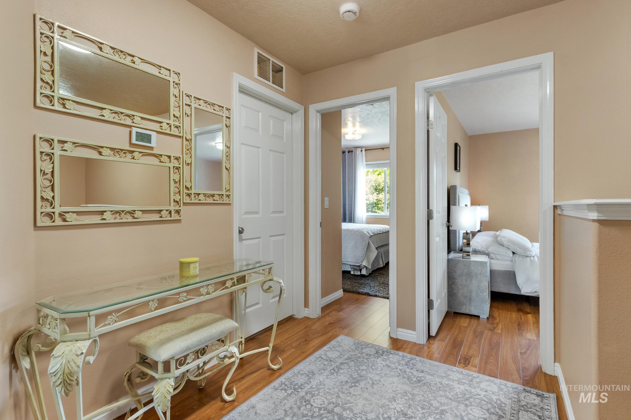155 E Moskee St. Property Photo 33