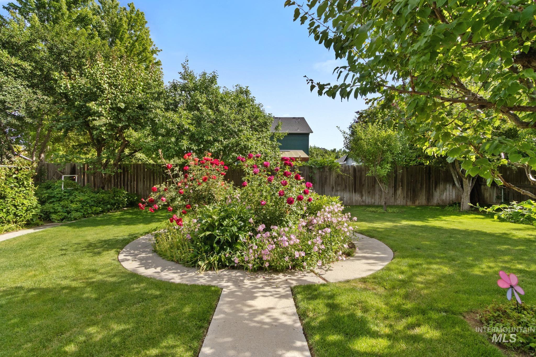 155 E Moskee St. Property Photo 39