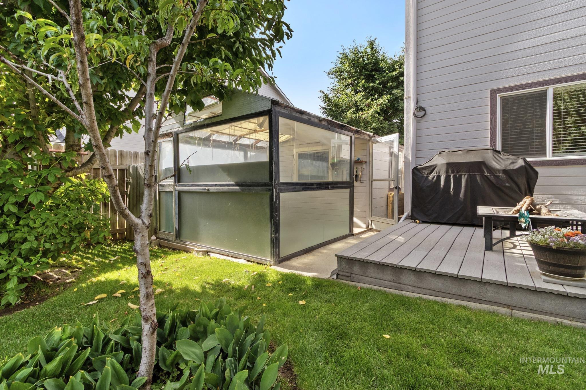 155 E Moskee St. Property Photo 41