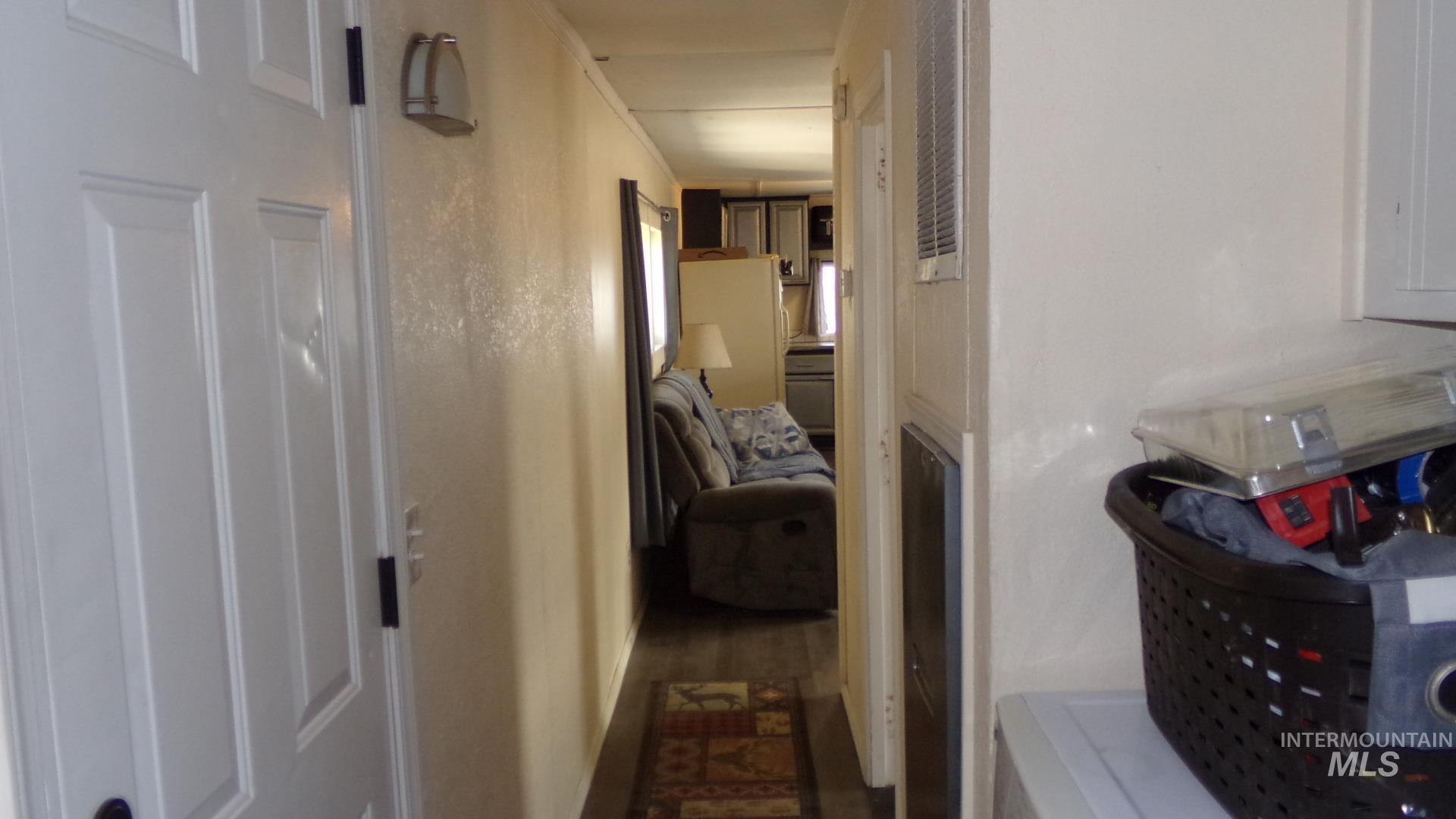 628 Burrell Ave. Property Photo 18