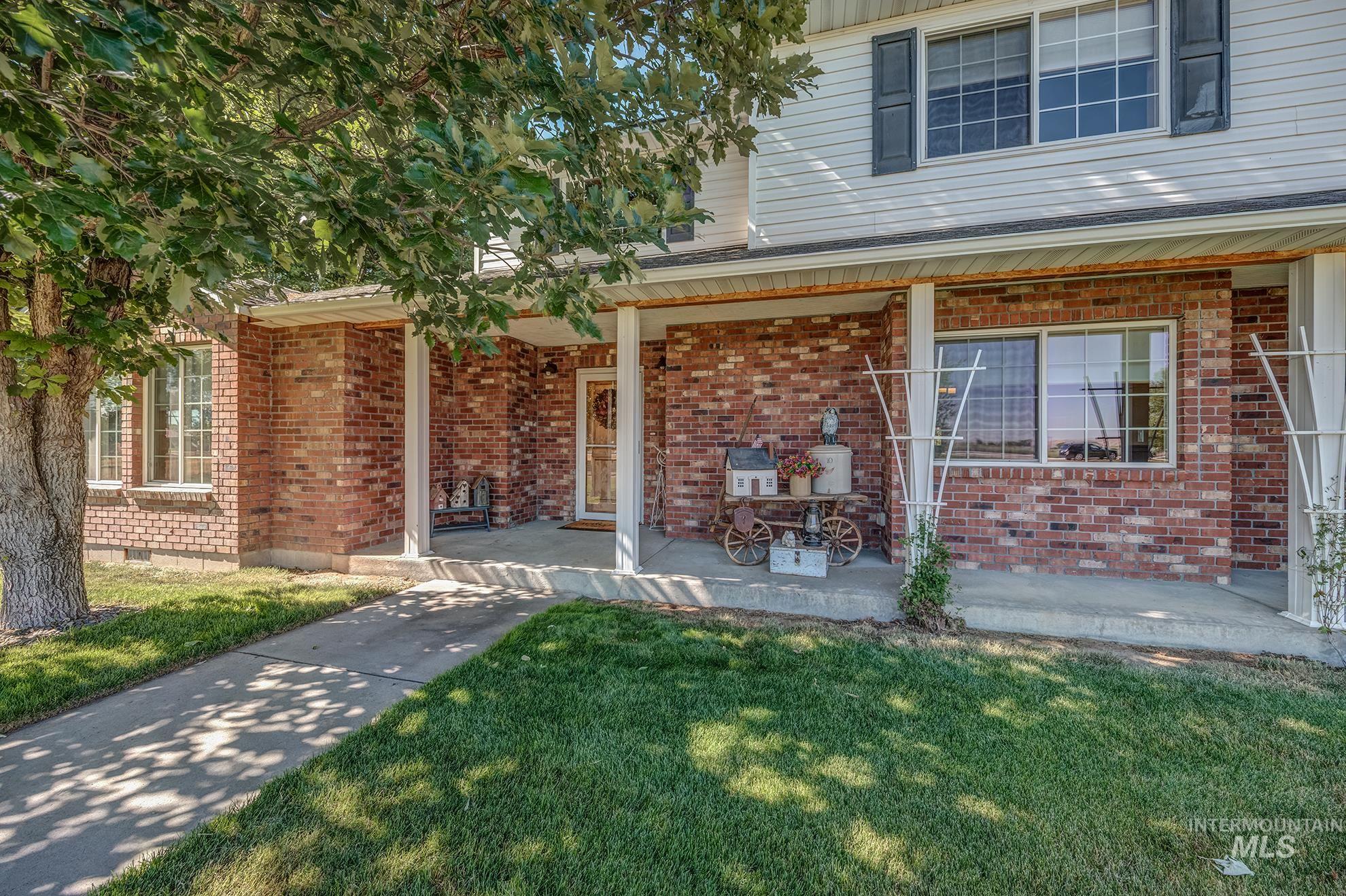 1530 Ross Road Property Photo 3