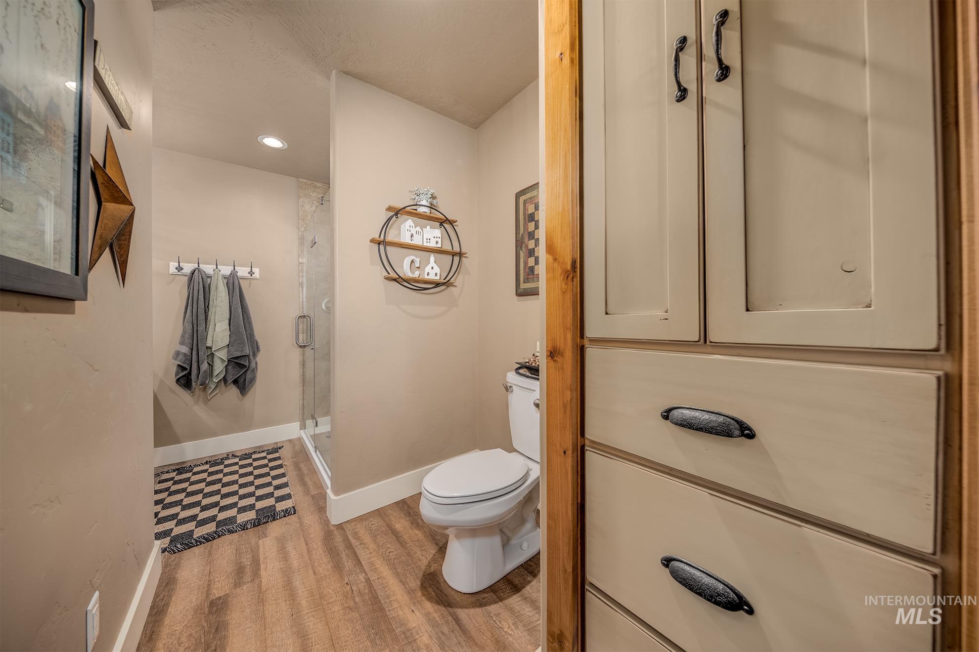 1530 Ross Road Property Photo 27
