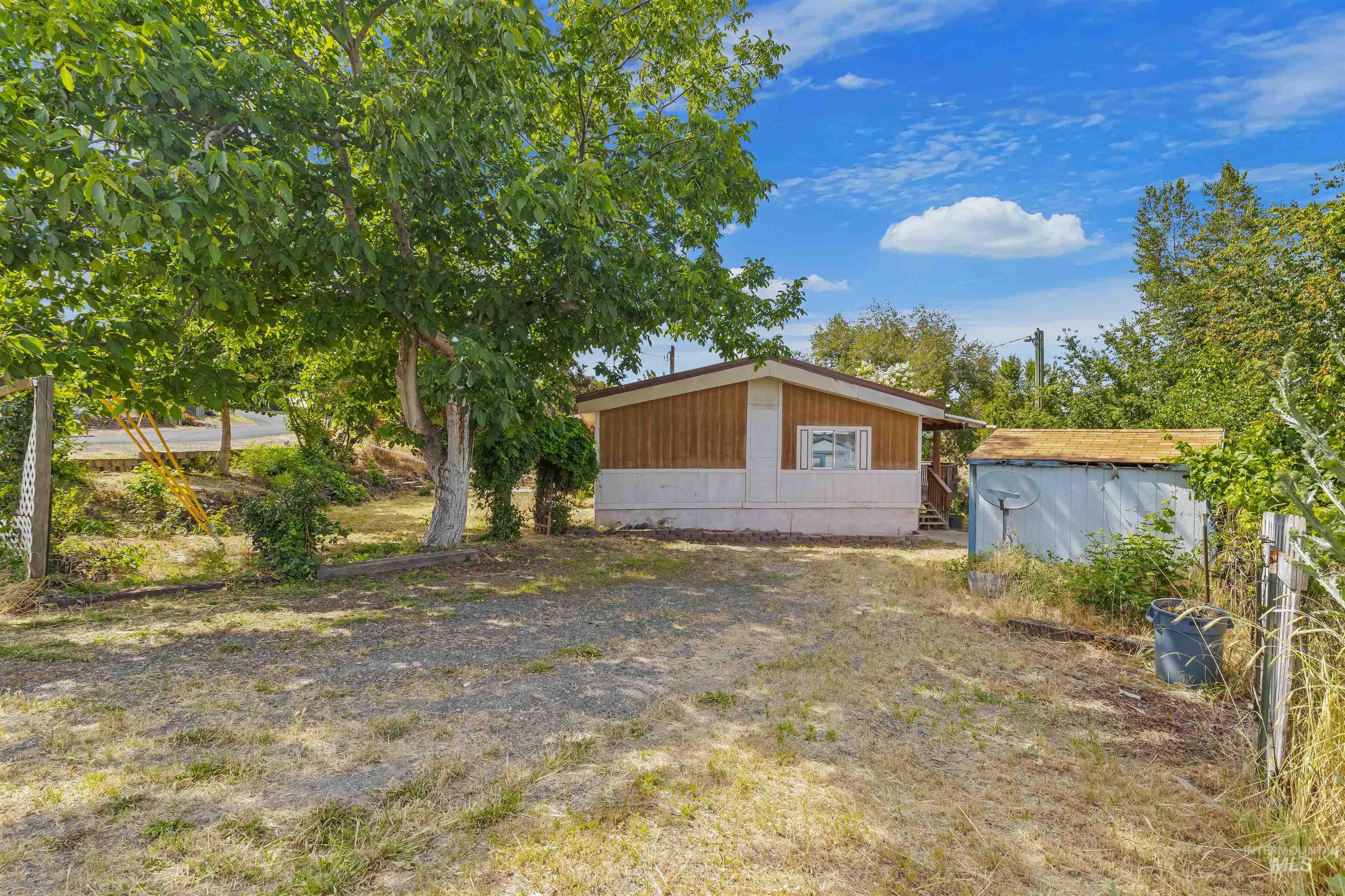 1752 Stafford Dr Property Photo 34