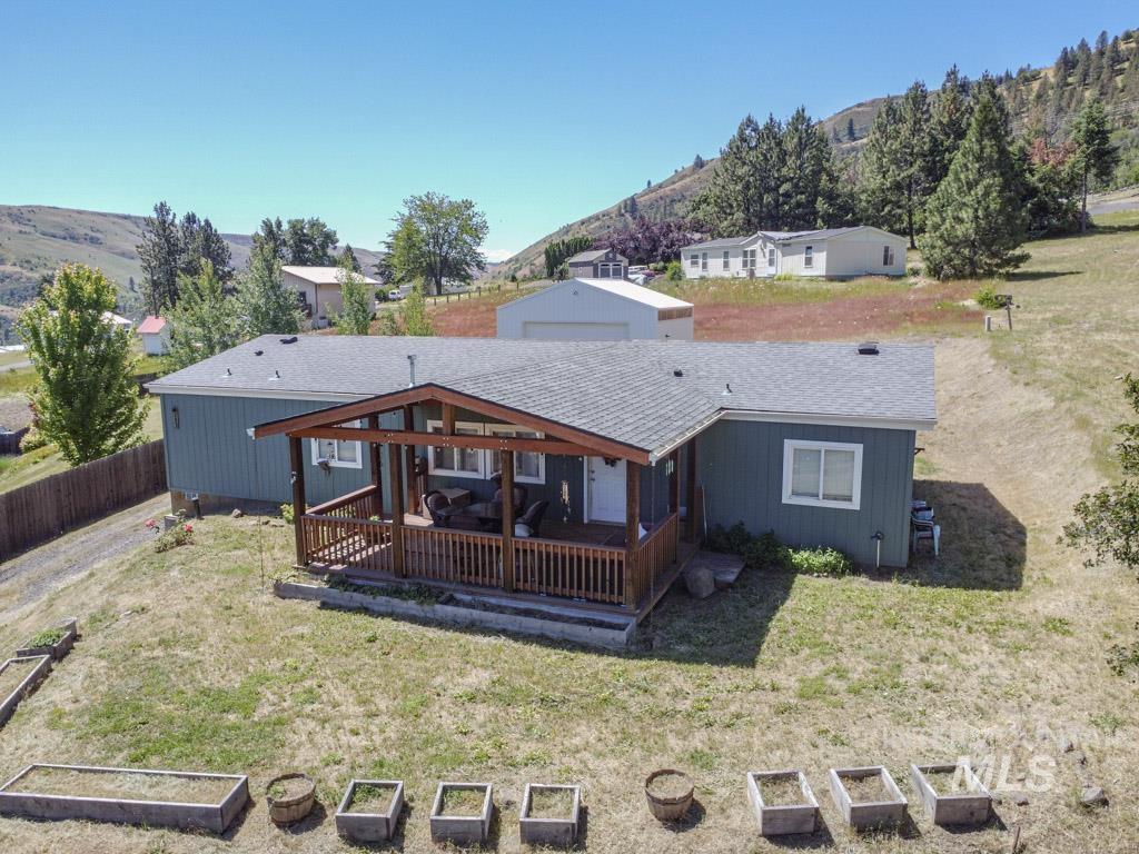 603 4th Street Property Photo 6