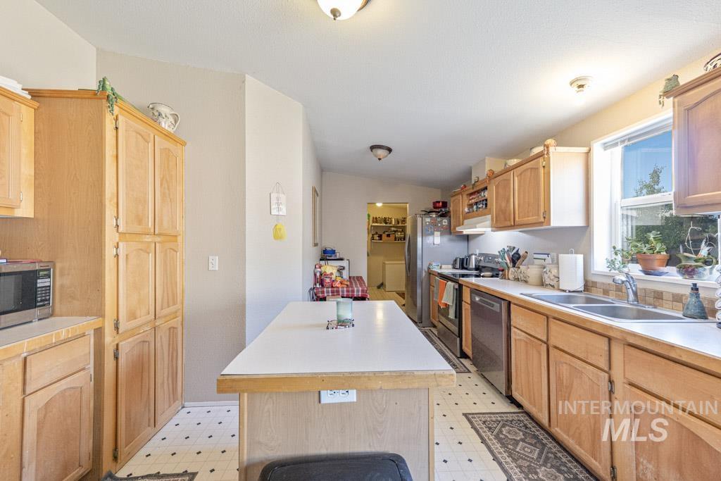 603 4th Street Property Photo 18