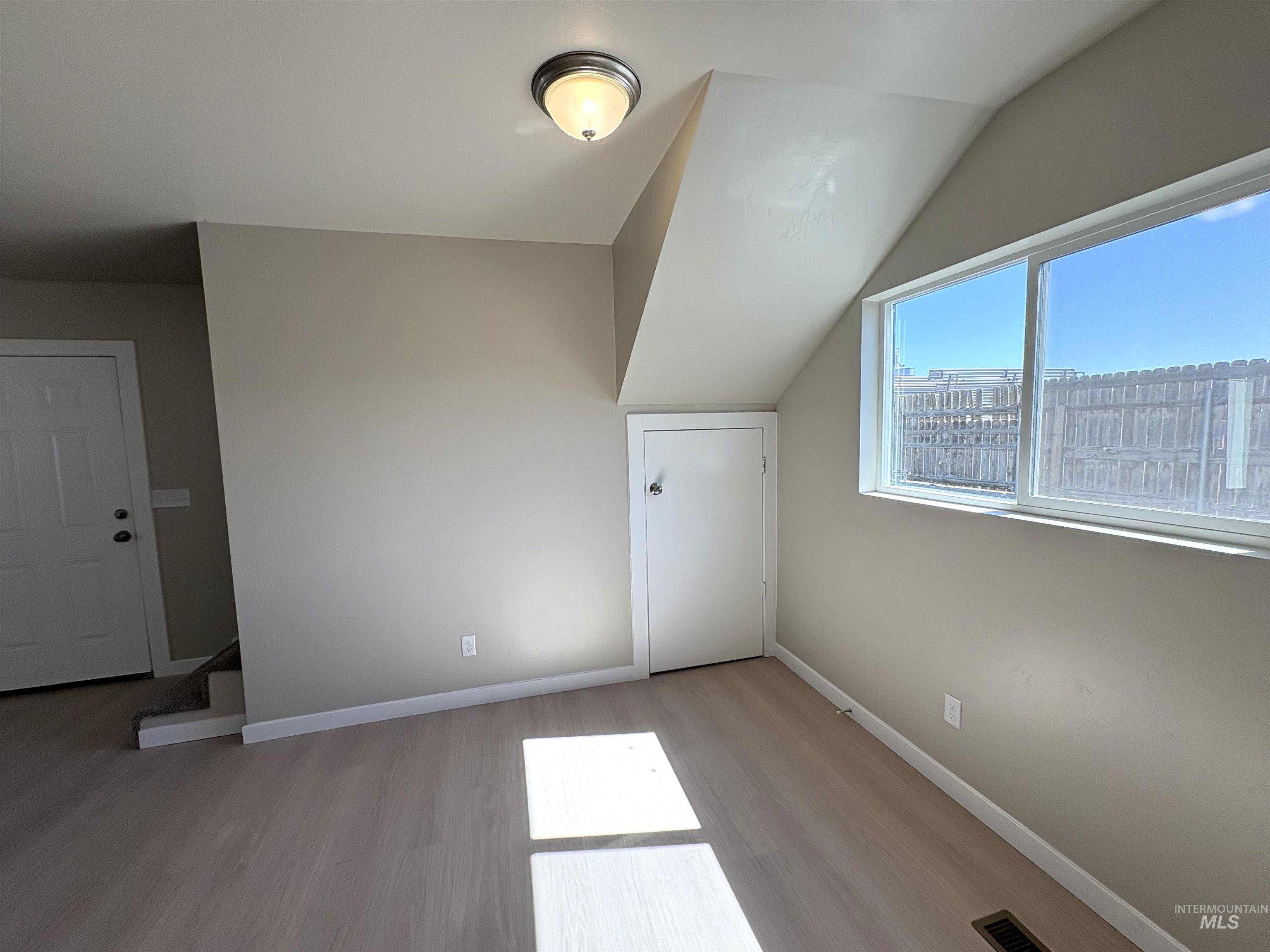 513 W Avenue B Property Photo 18