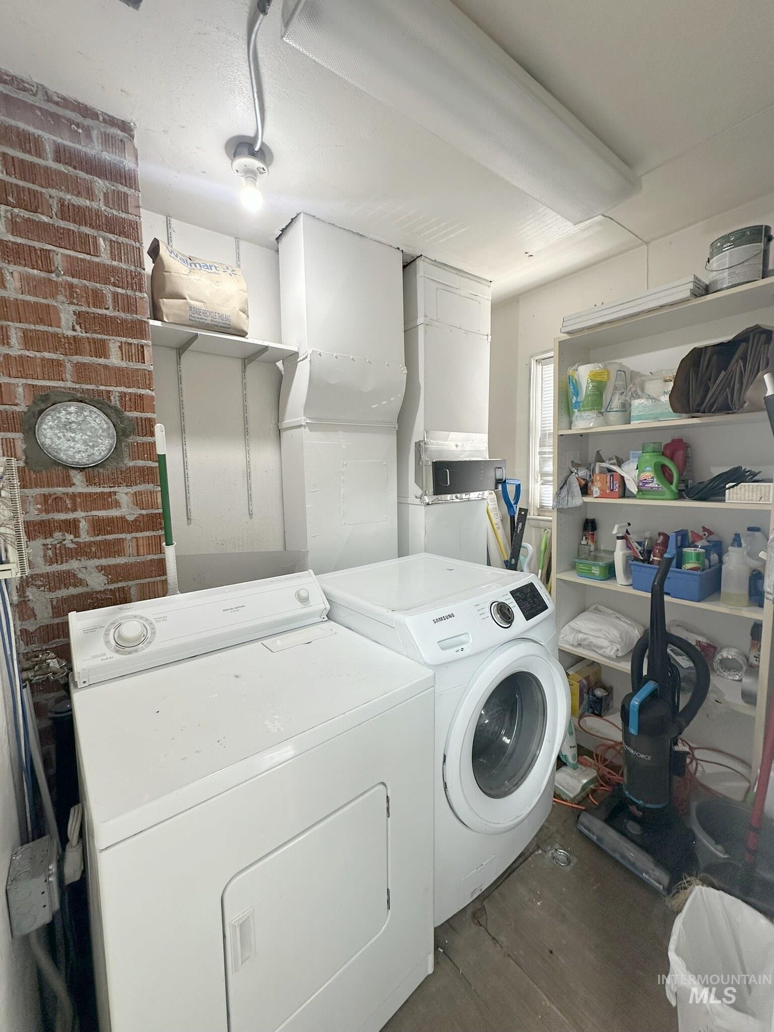 434 W Idaho Property Photo 16